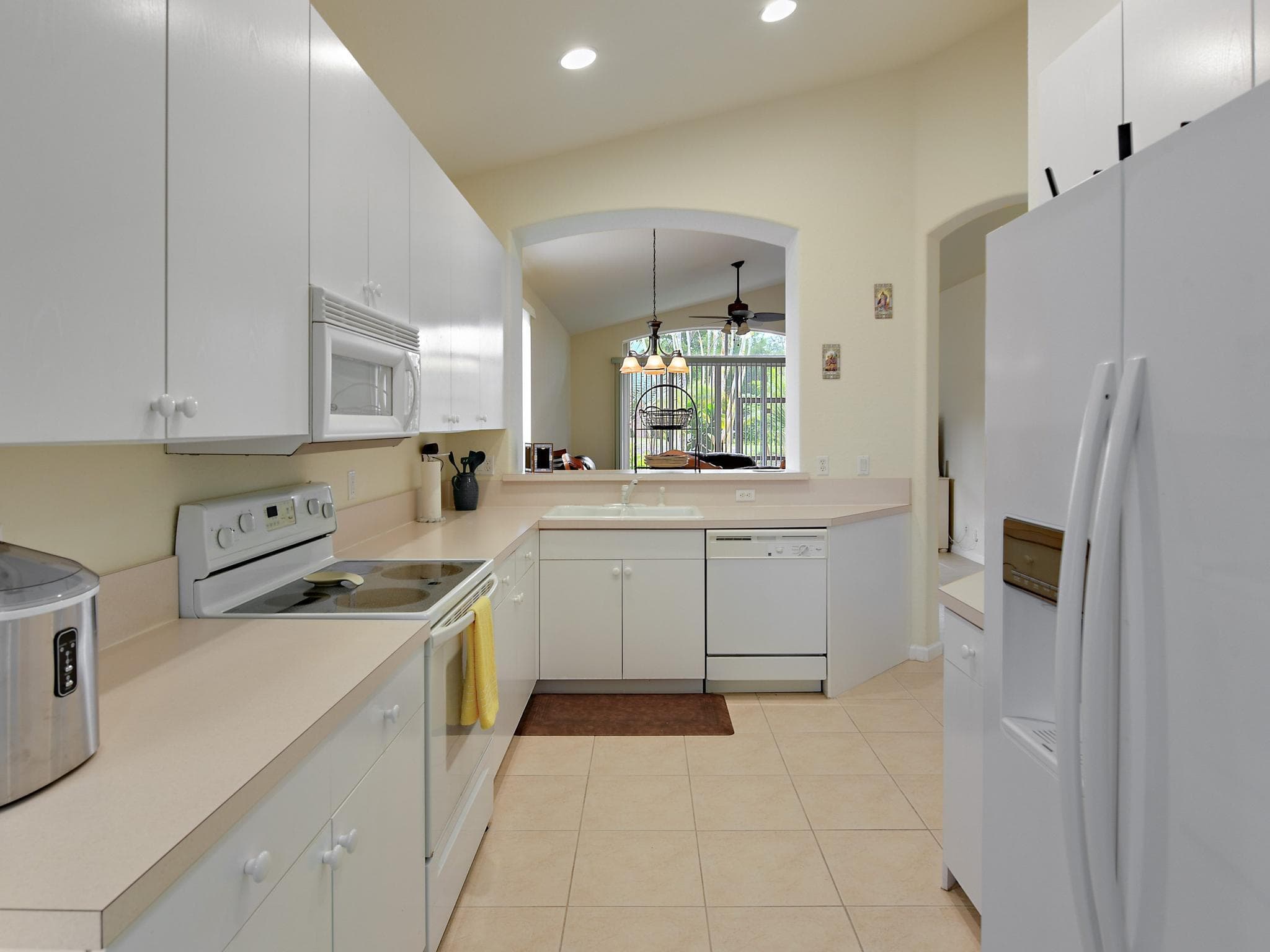 833 NW Rutherford Court NW, Port St. Lucie, FL 34983 — photo 8 of 14