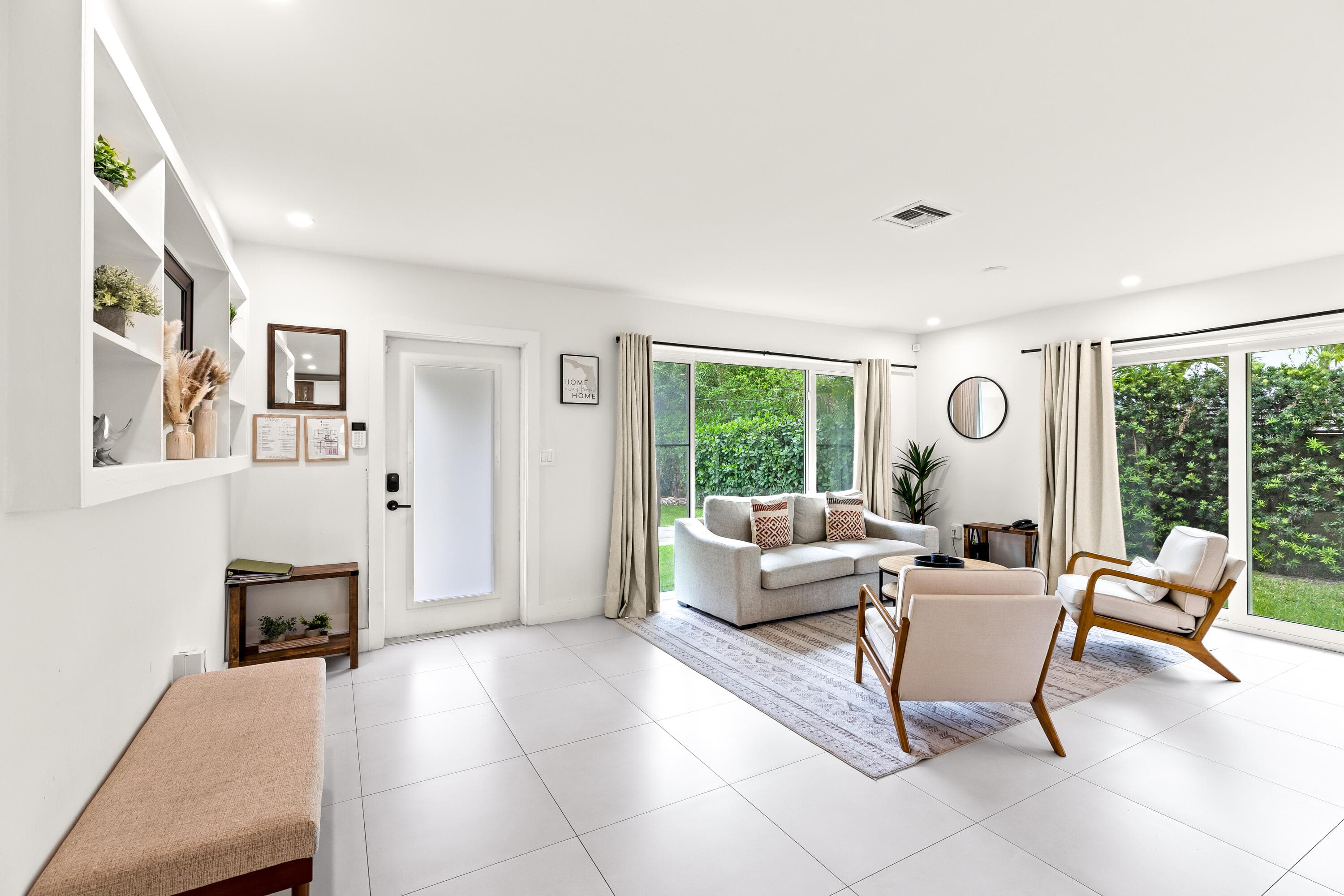 2417 NE 19th Avenue, Wilton Manors, FL 33305 — photo 3 of 31