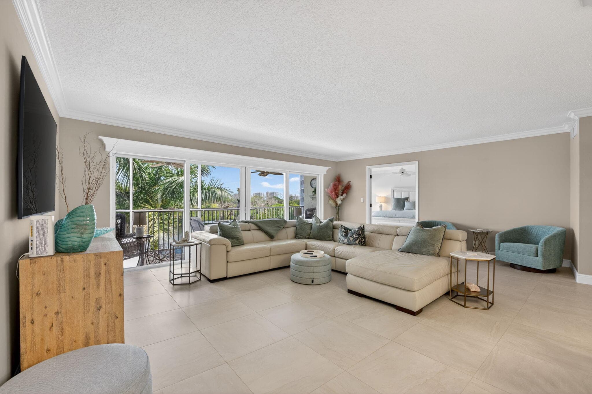 1523 E Hillsboro Boulevard 631, Deerfield Beach, FL 33441 — photo 13 of 60