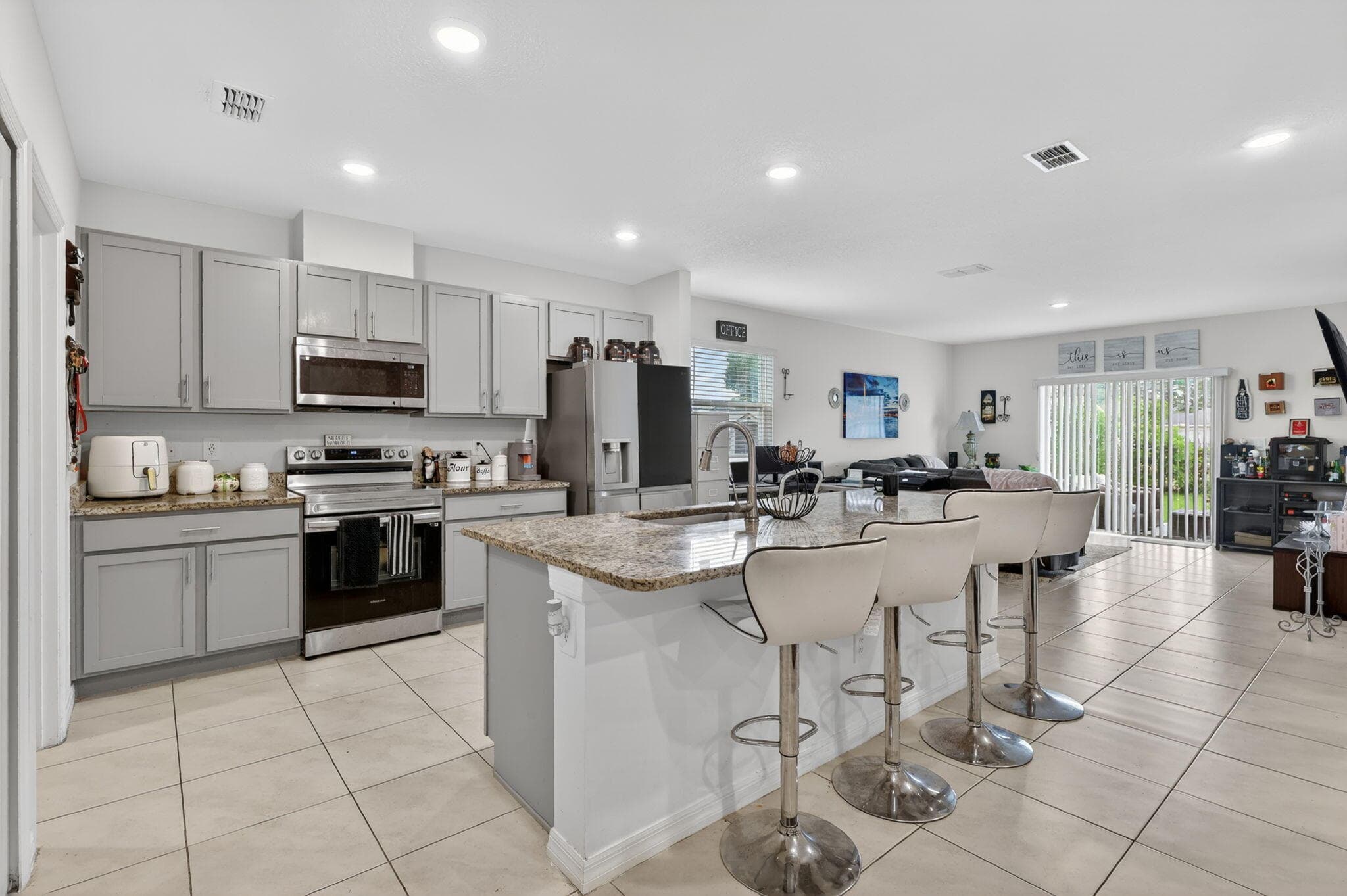 535 SW Butler Avenue, Port St. Lucie, FL 34983 — photo 10 of 35