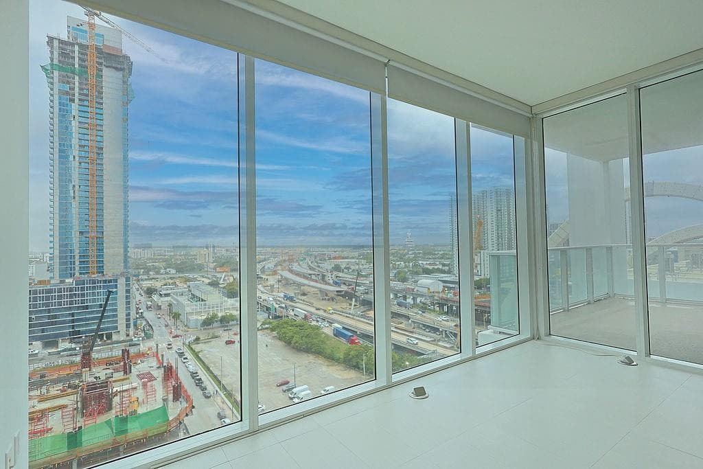 1040 Biscayne Boulevard 1406, Miami, FL 33132 — photo