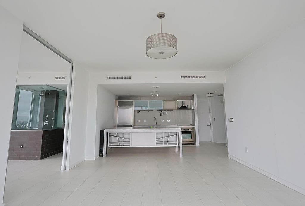 1040 Biscayne Boulevard 1406, Miami, FL 33132 — photo 12 of 22