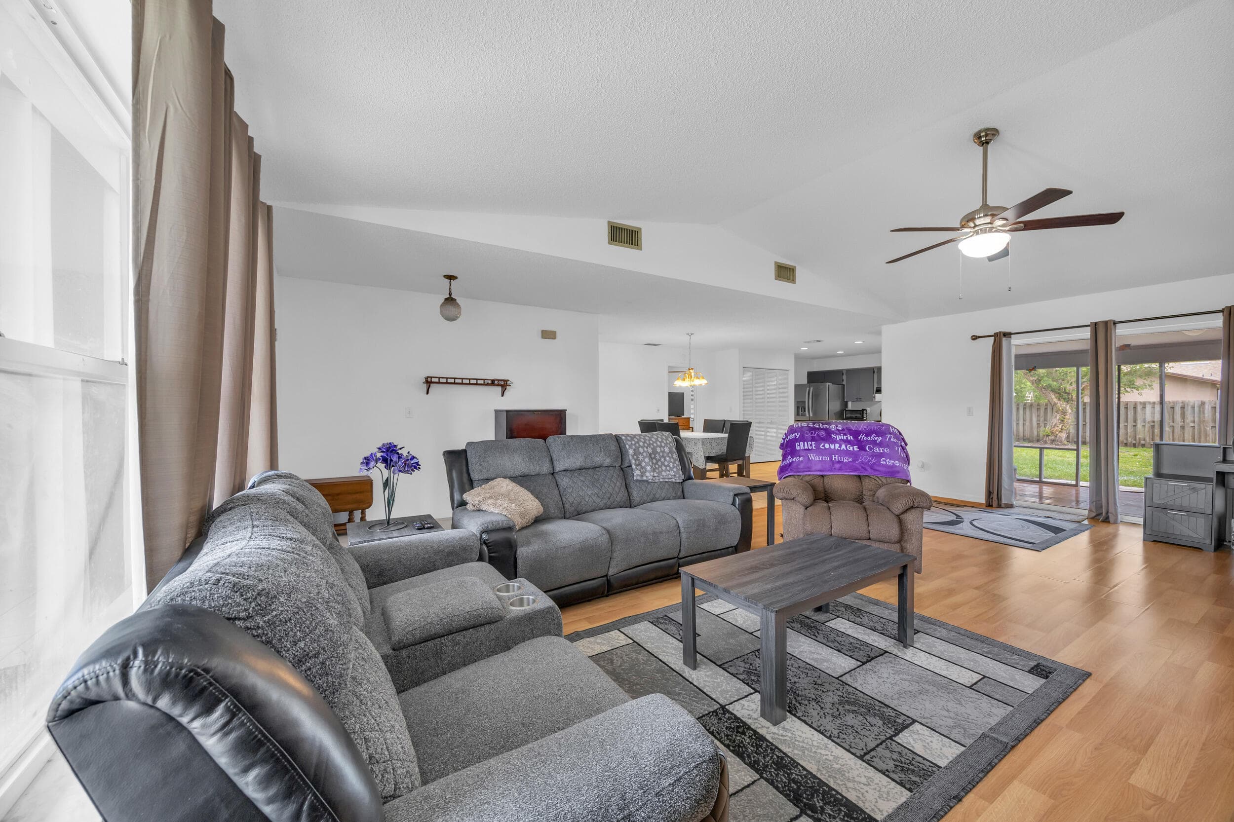 1333 SE Bayharbor Street, Port St. Lucie, FL 34983 — photo 8 of 42