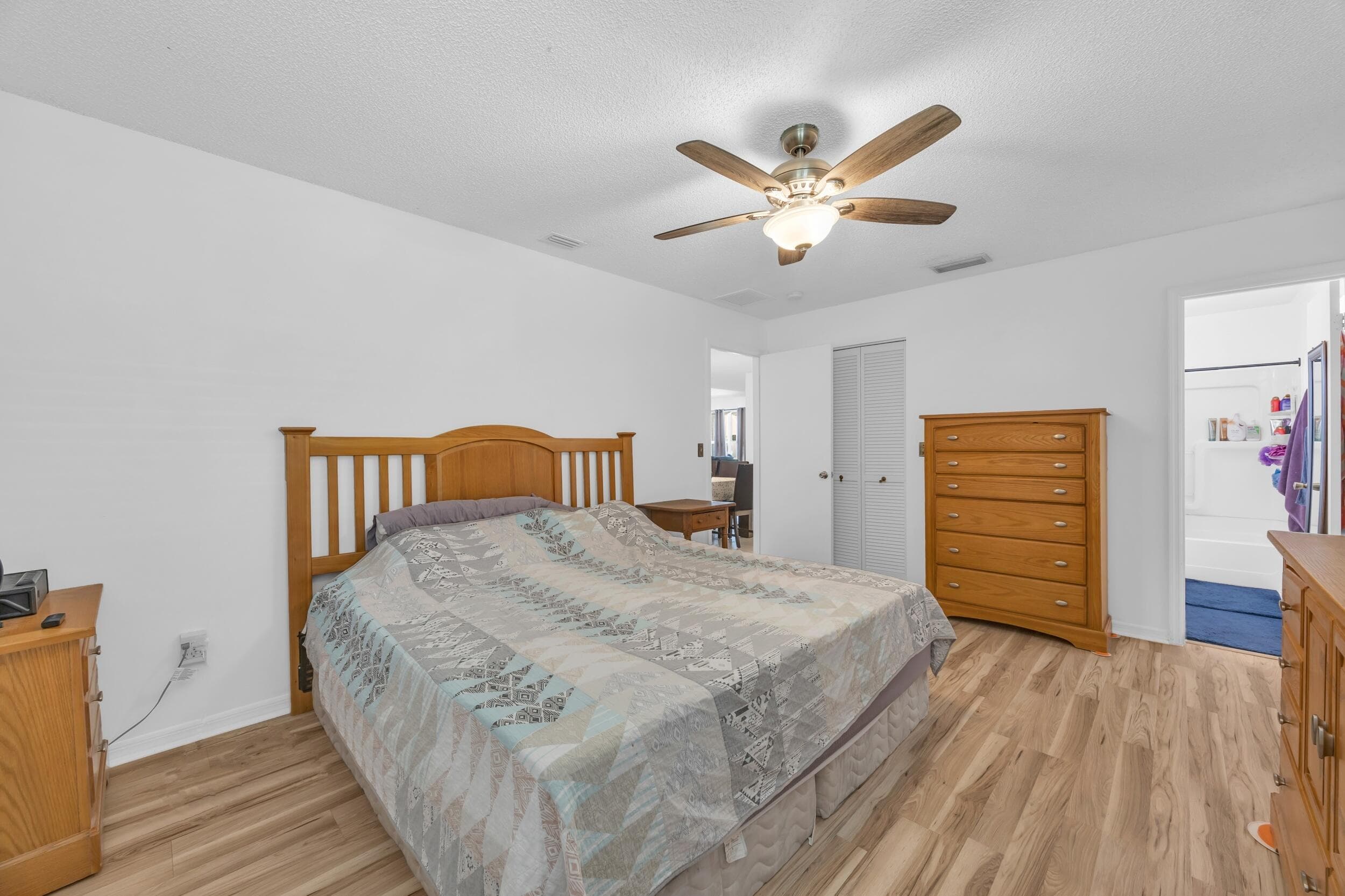 1333 SE Bayharbor Street, Port St. Lucie, FL 34983 — photo 19 of 42