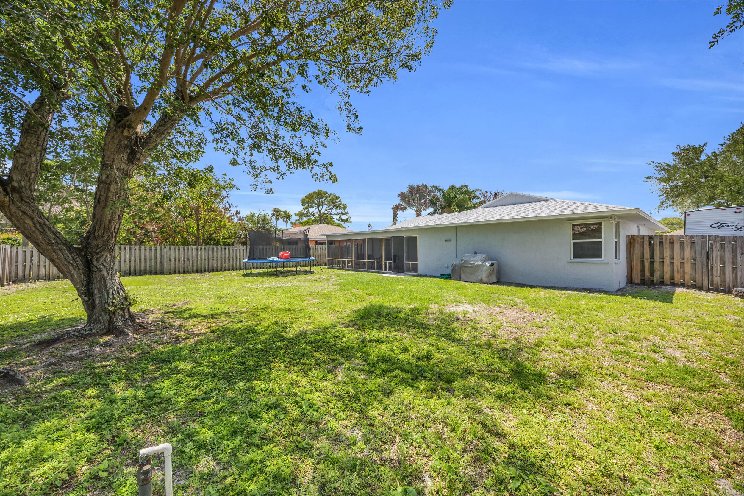 1333 SE Bayharbor Street, Port St. Lucie, FL 34983 — photo 33 of 42