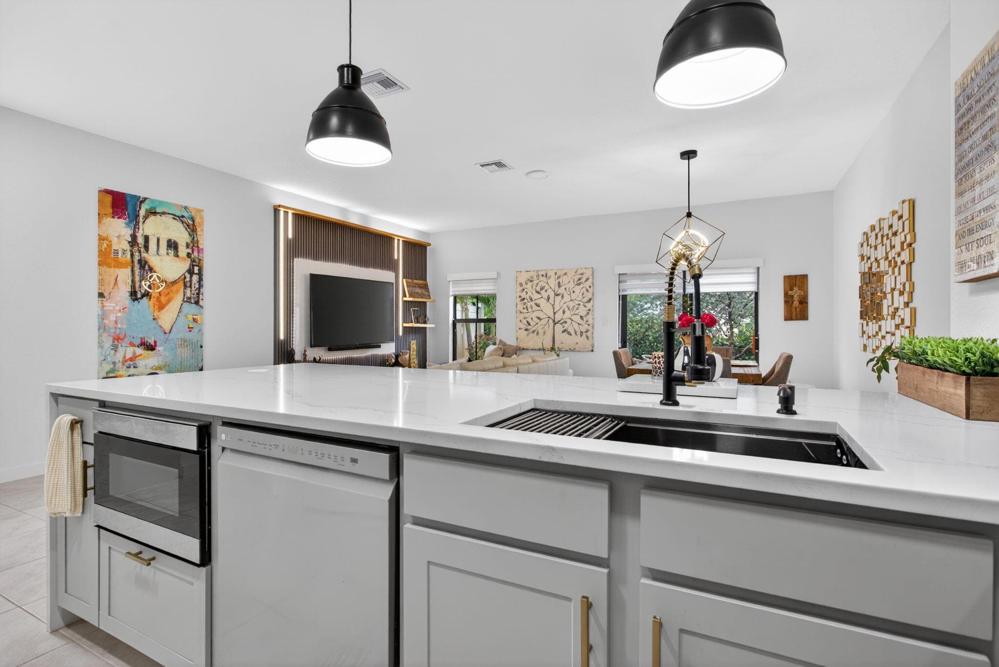 873 NW 3rd Way, Pompano Beach, FL 33060 — photo 13 of 38