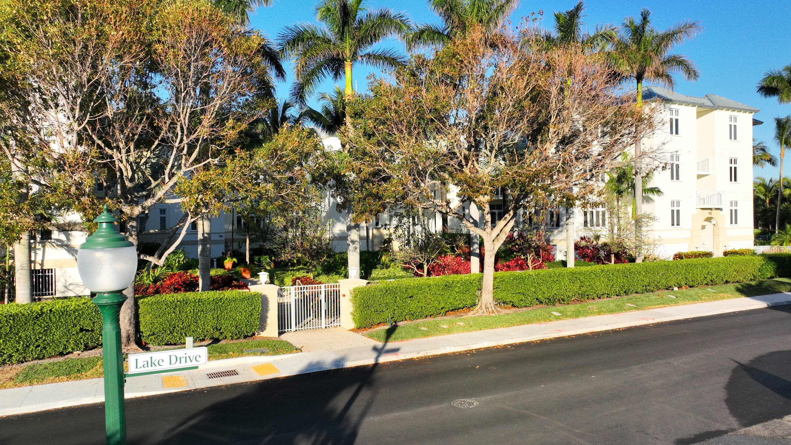184 Lake Drive 5302, Palm Beach Shores, FL 33404 — photo 39 of 45