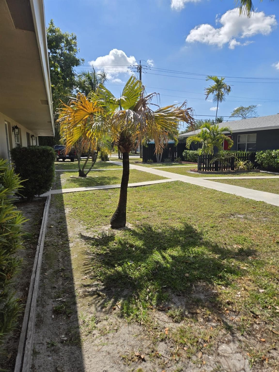 581 NE 34th Court A, Oakland Park, FL 33334 — photo 4 of 10