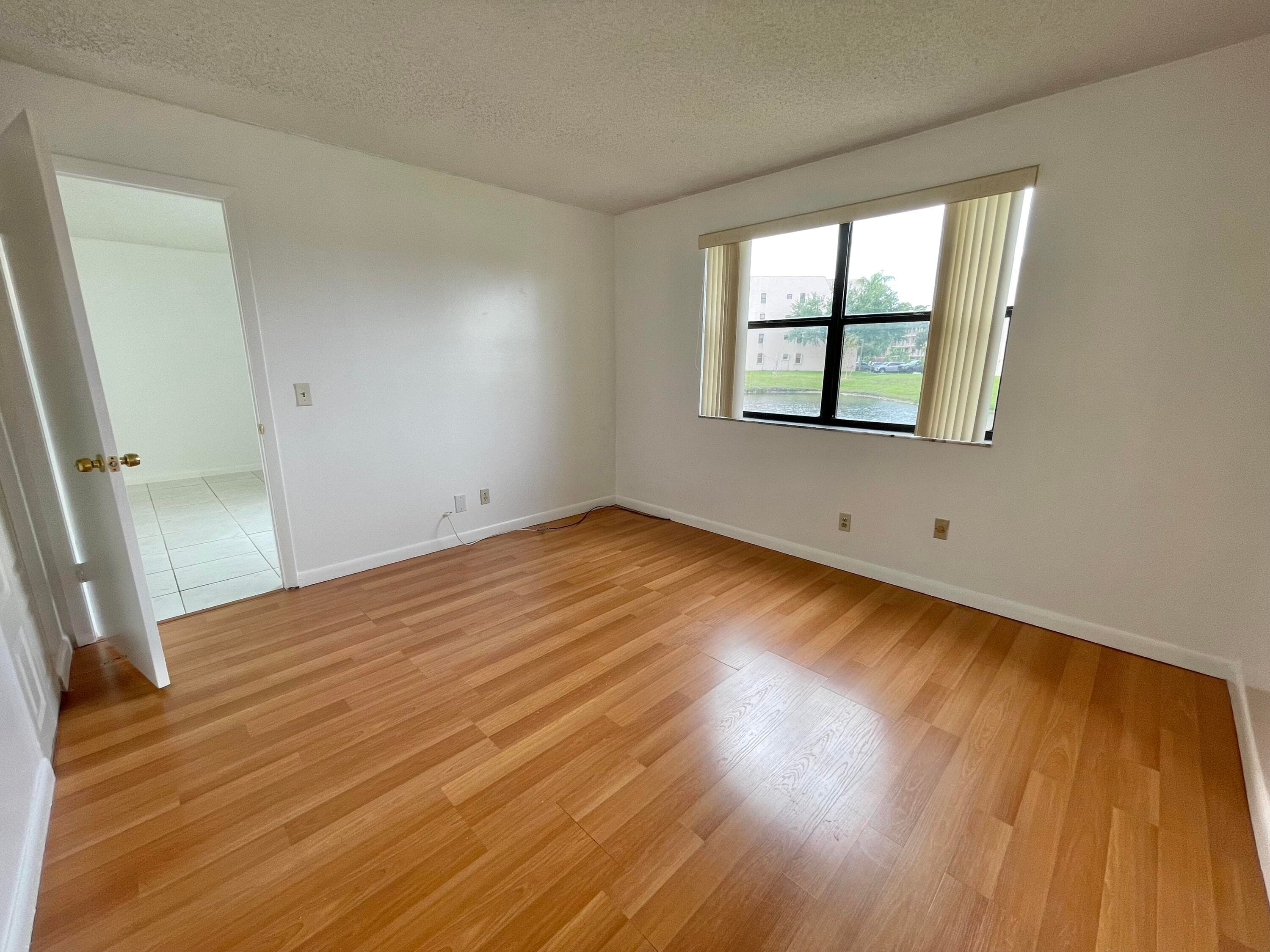 10442 Sunrise Lakes Boulevard 104, Sunrise, FL 33322 — photo 14 of 23