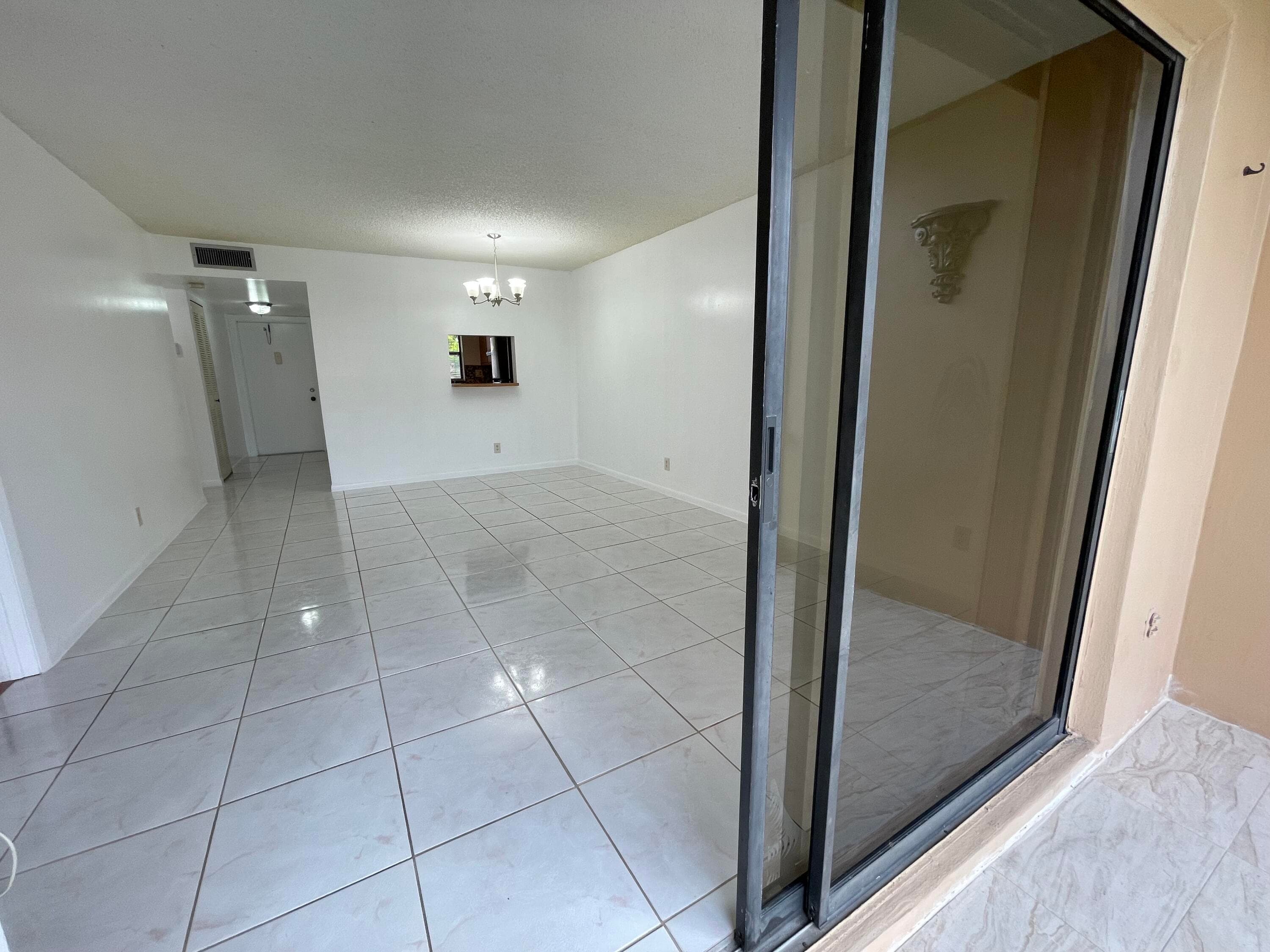 10442 Sunrise Lakes Boulevard 104, Sunrise, FL 33322 — photo 16 of 23