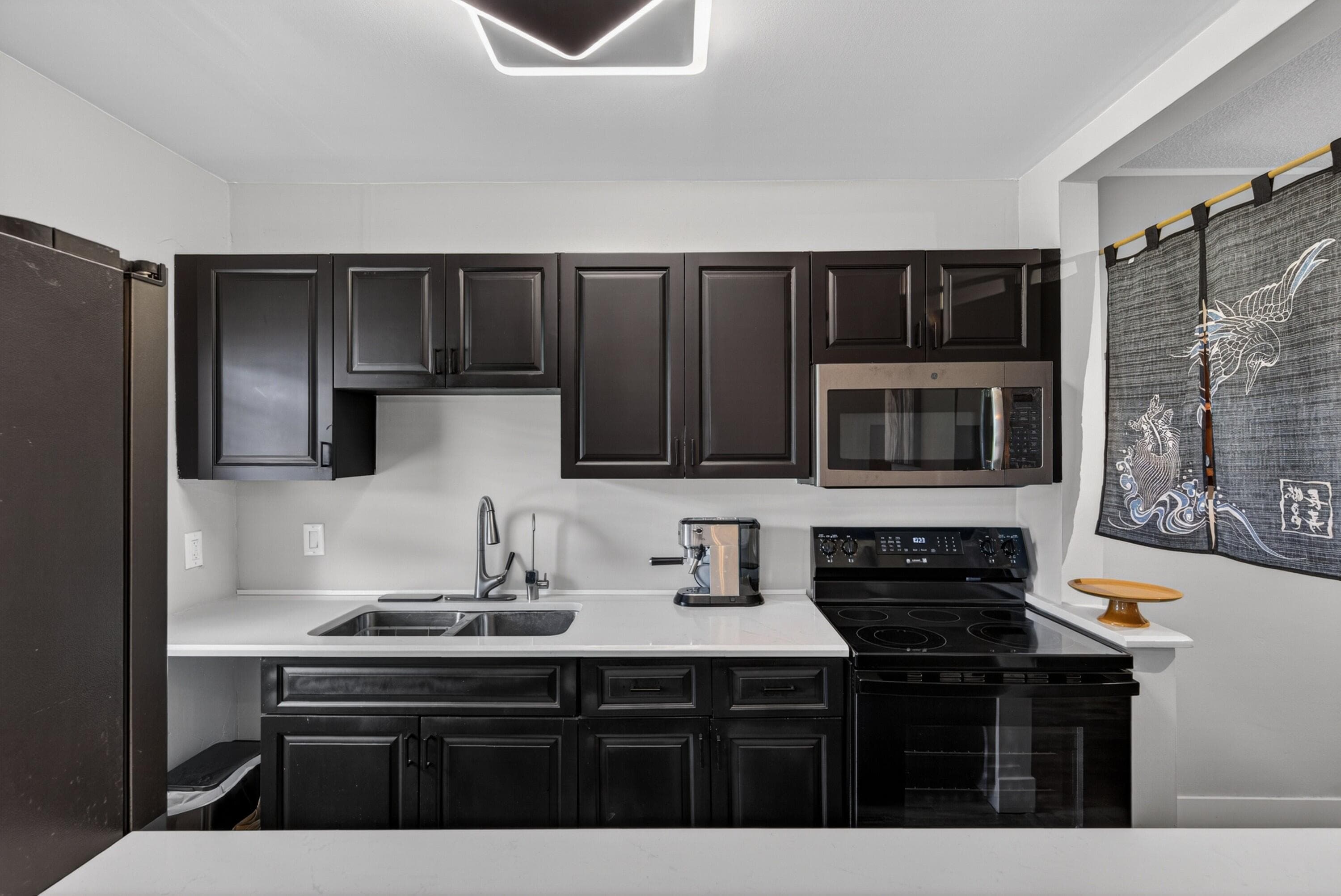 2110 NE 42nd Street 4b, Lighthouse Point, FL 33064 — photo 4 of 17