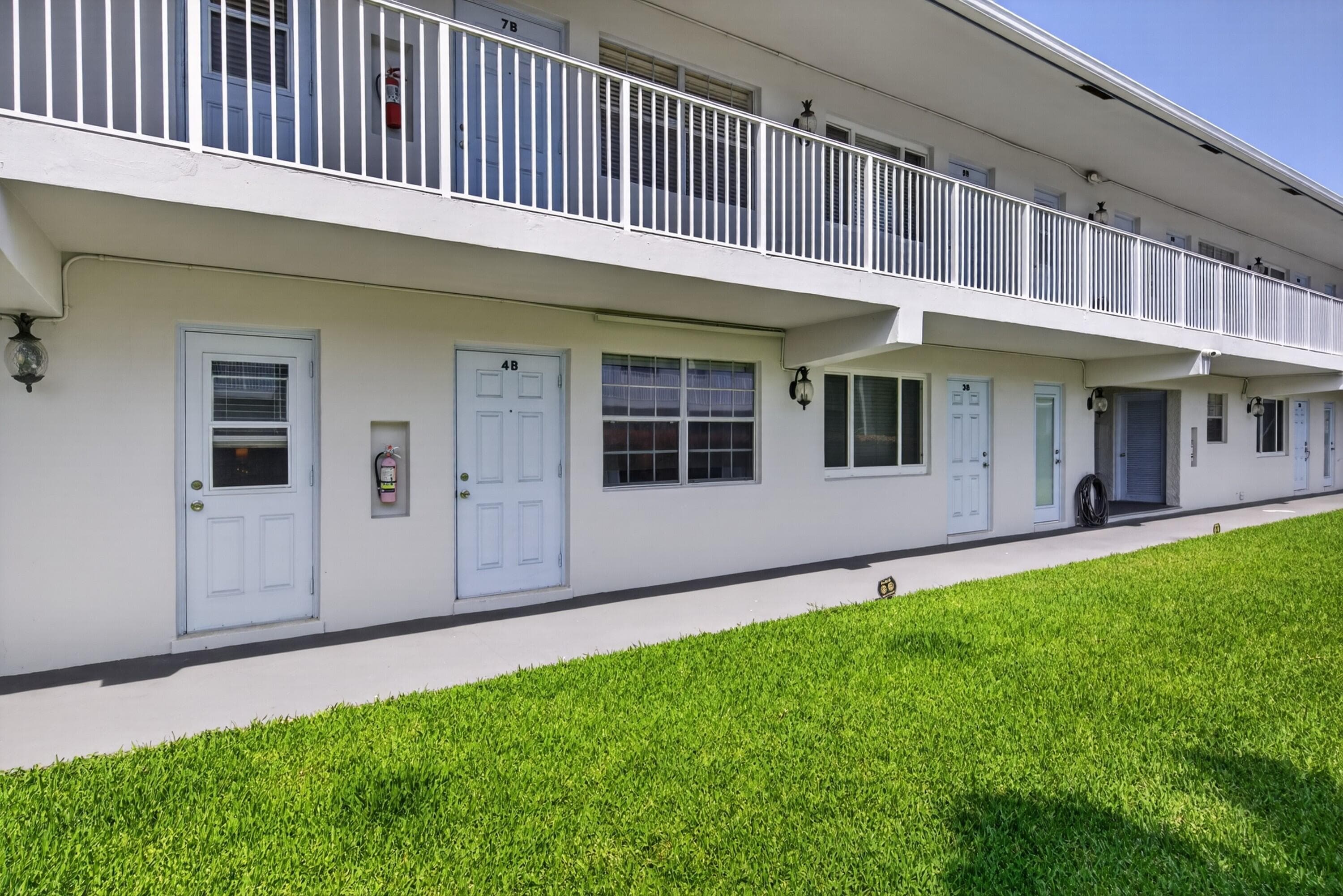 2110 NE 42nd Street 4b, Lighthouse Point, FL 33064 — photo 16 of 17