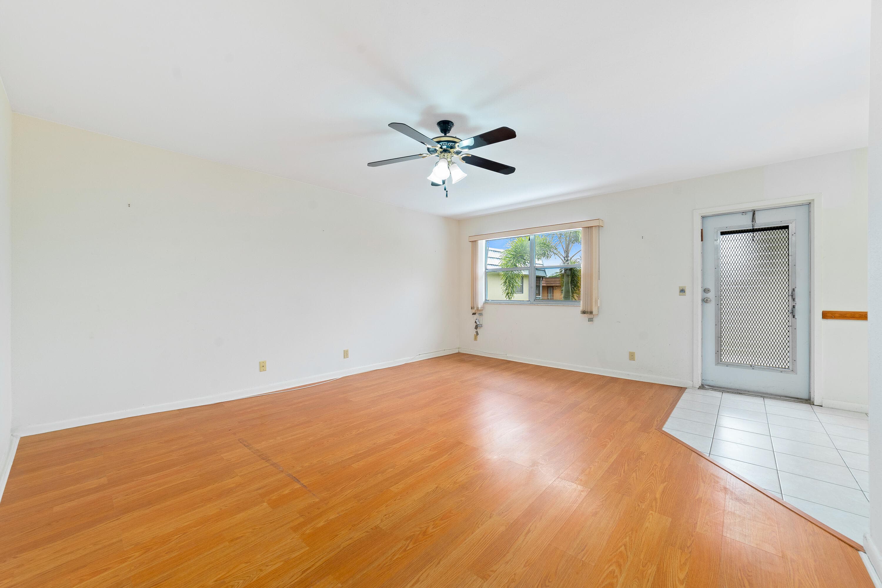560 Brittany L, Delray Beach, FL 33446 — photo 6 of 29
