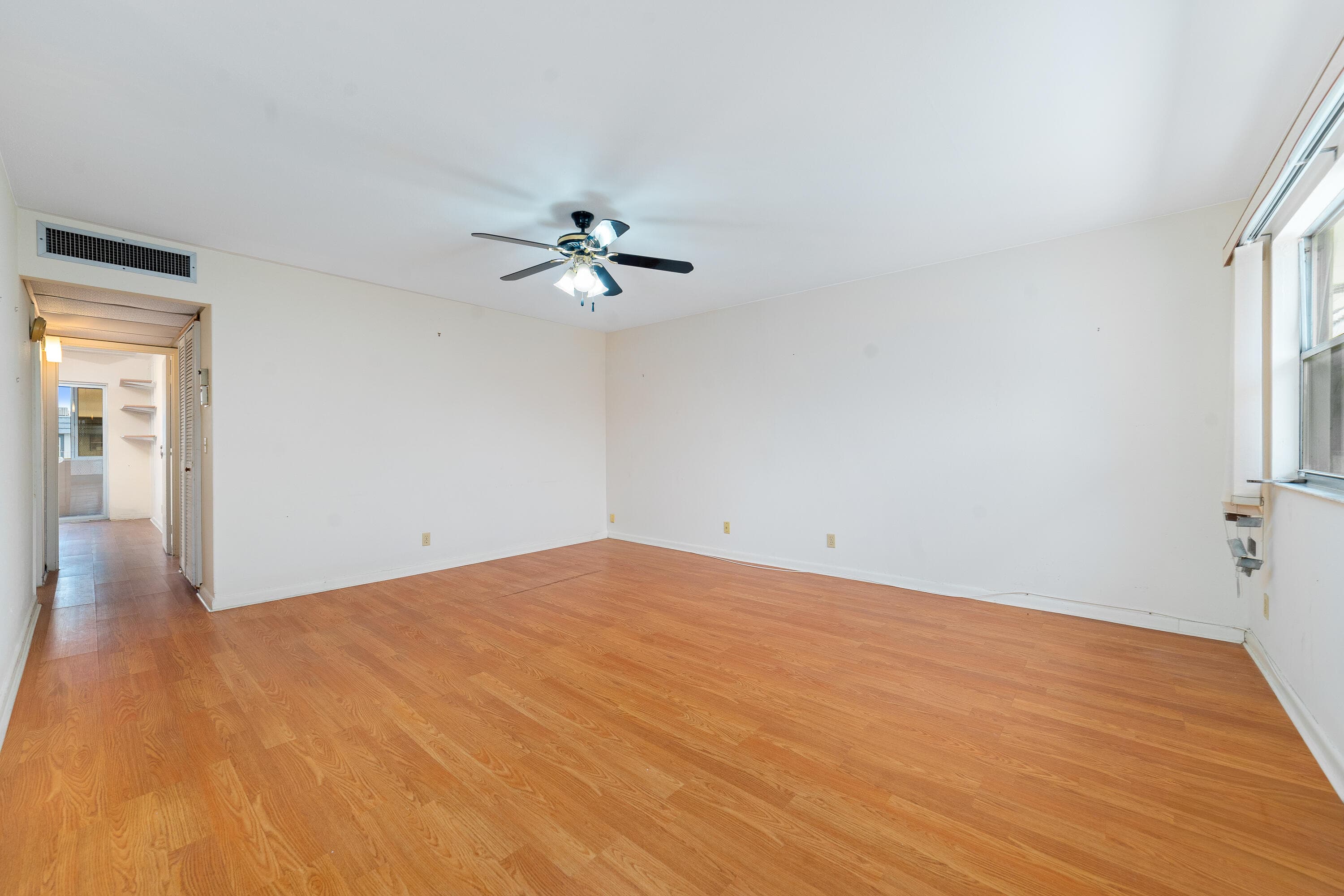 560 Brittany L, Delray Beach, FL 33446 — photo 11 of 29