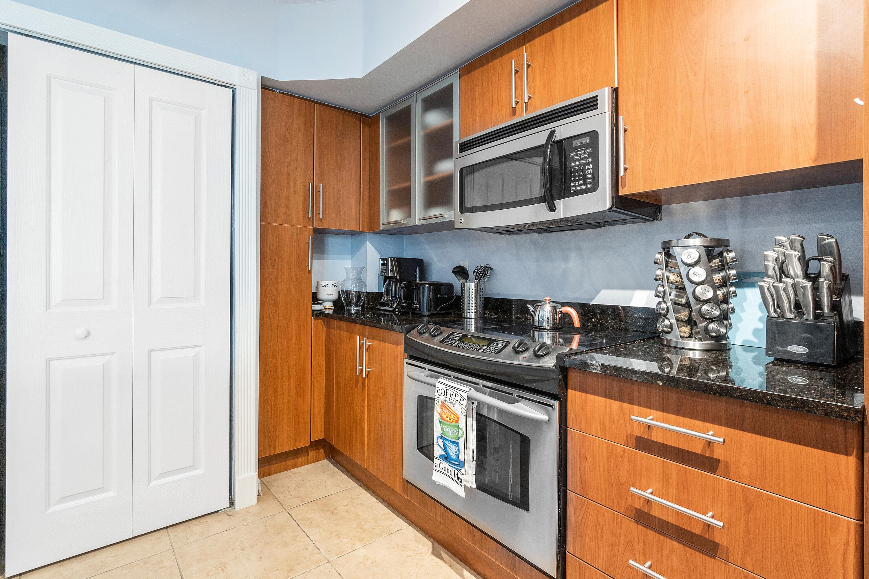 600 S Dixie Highway 733, West Palm Beach, FL 33401 — photo 11 of 25