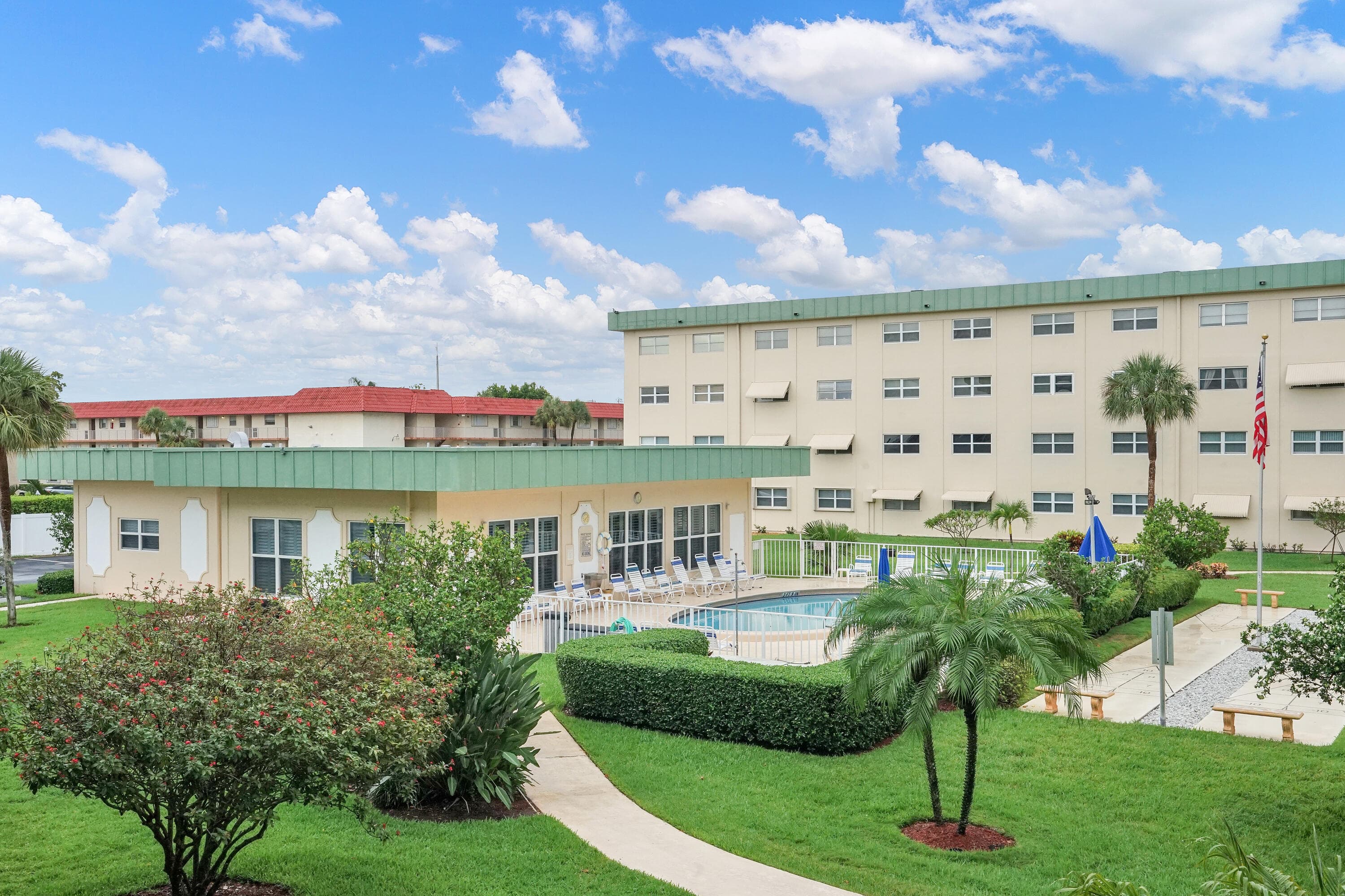 810 SE 7th Street A307, Deerfield Beach, FL 33441 — photo 1 of 1