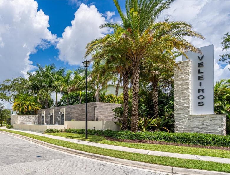 1131 Veleiros Boulevard, Deerfield Beach, FL 33064 — photo 2 of 64