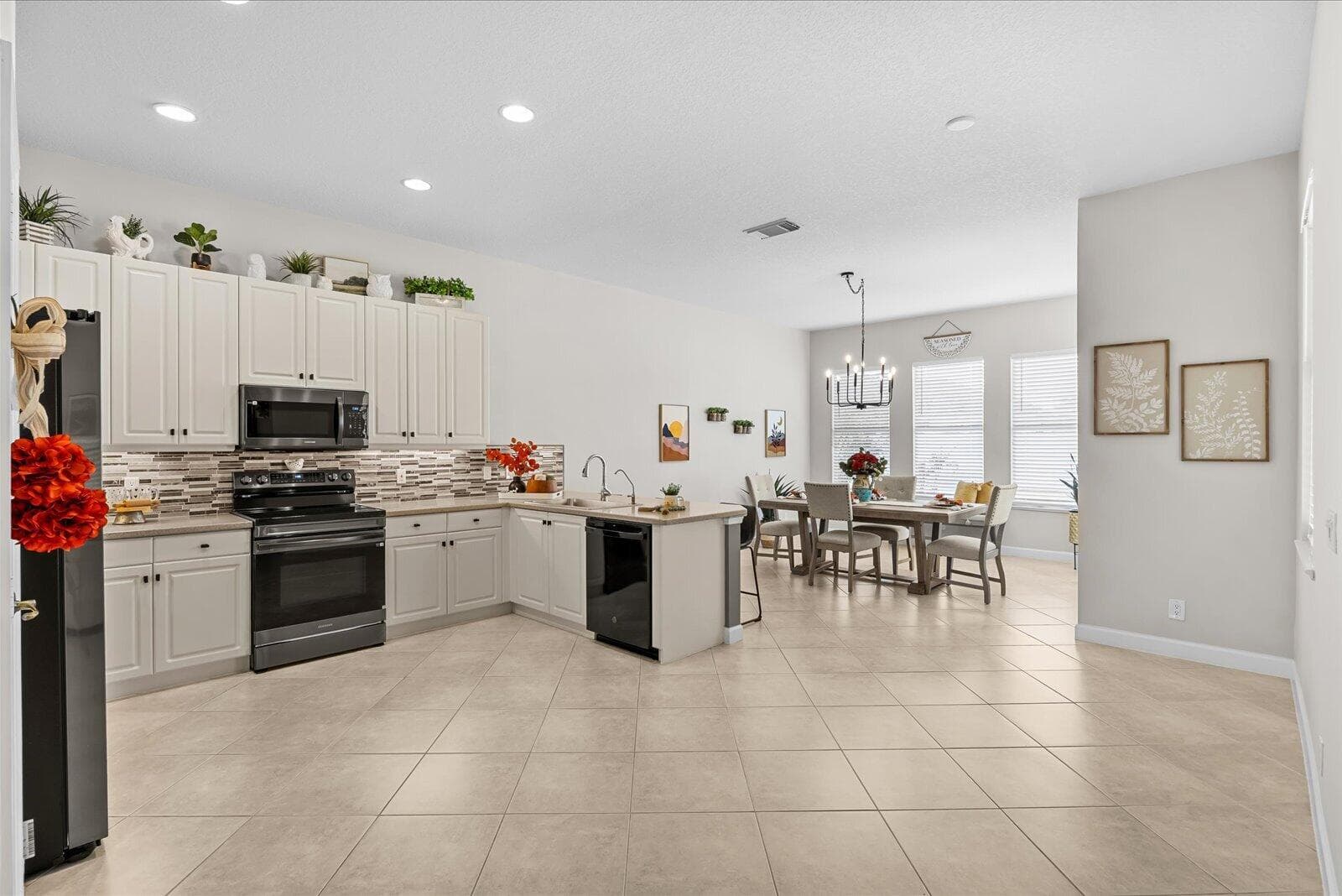 10491 SW Katrina Way, Port St. Lucie, FL 34987 — photo 11 of 34
