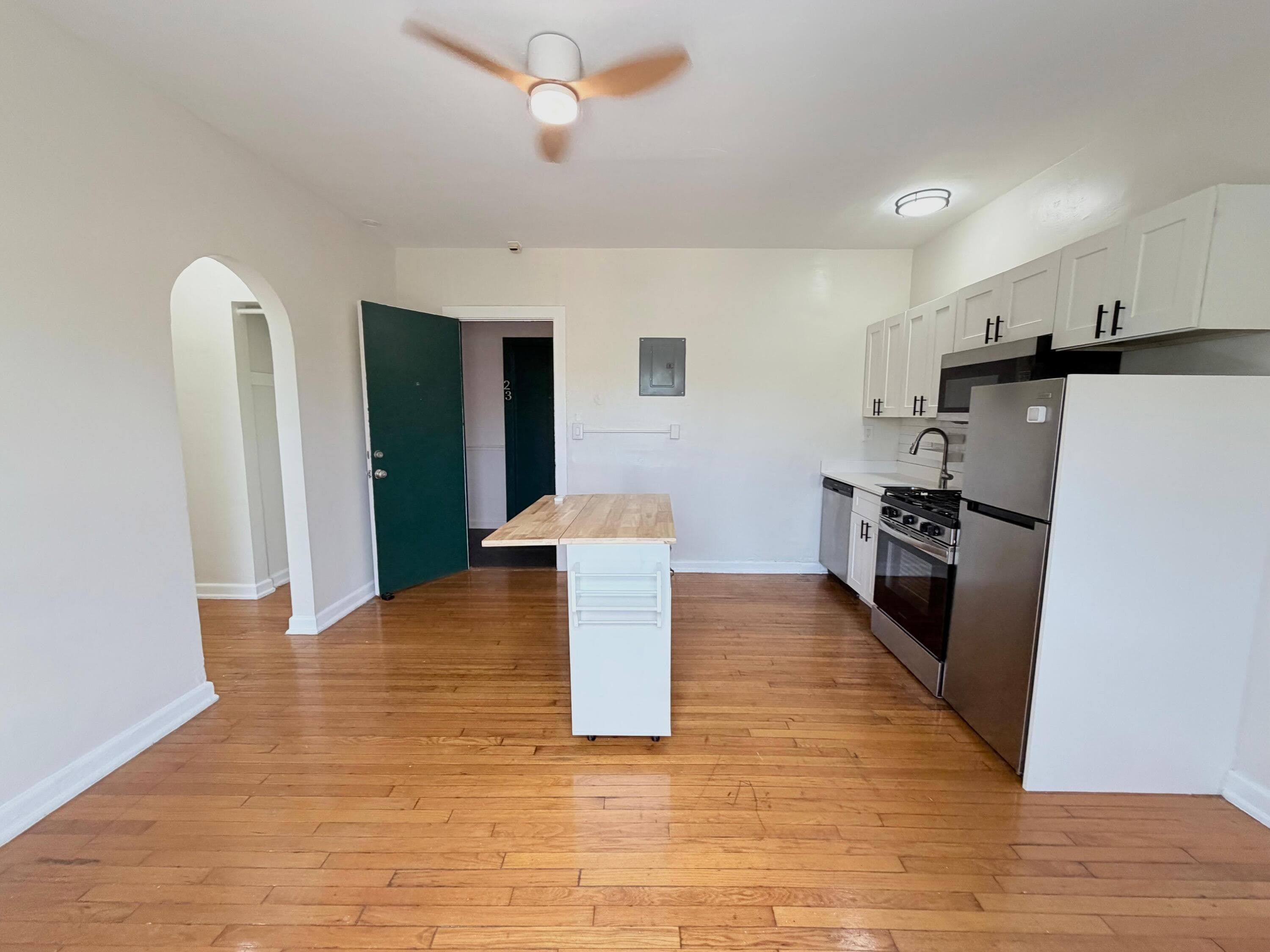 623 Park Place 15, West Palm Beach, FL 33401 — photo 10 of 17