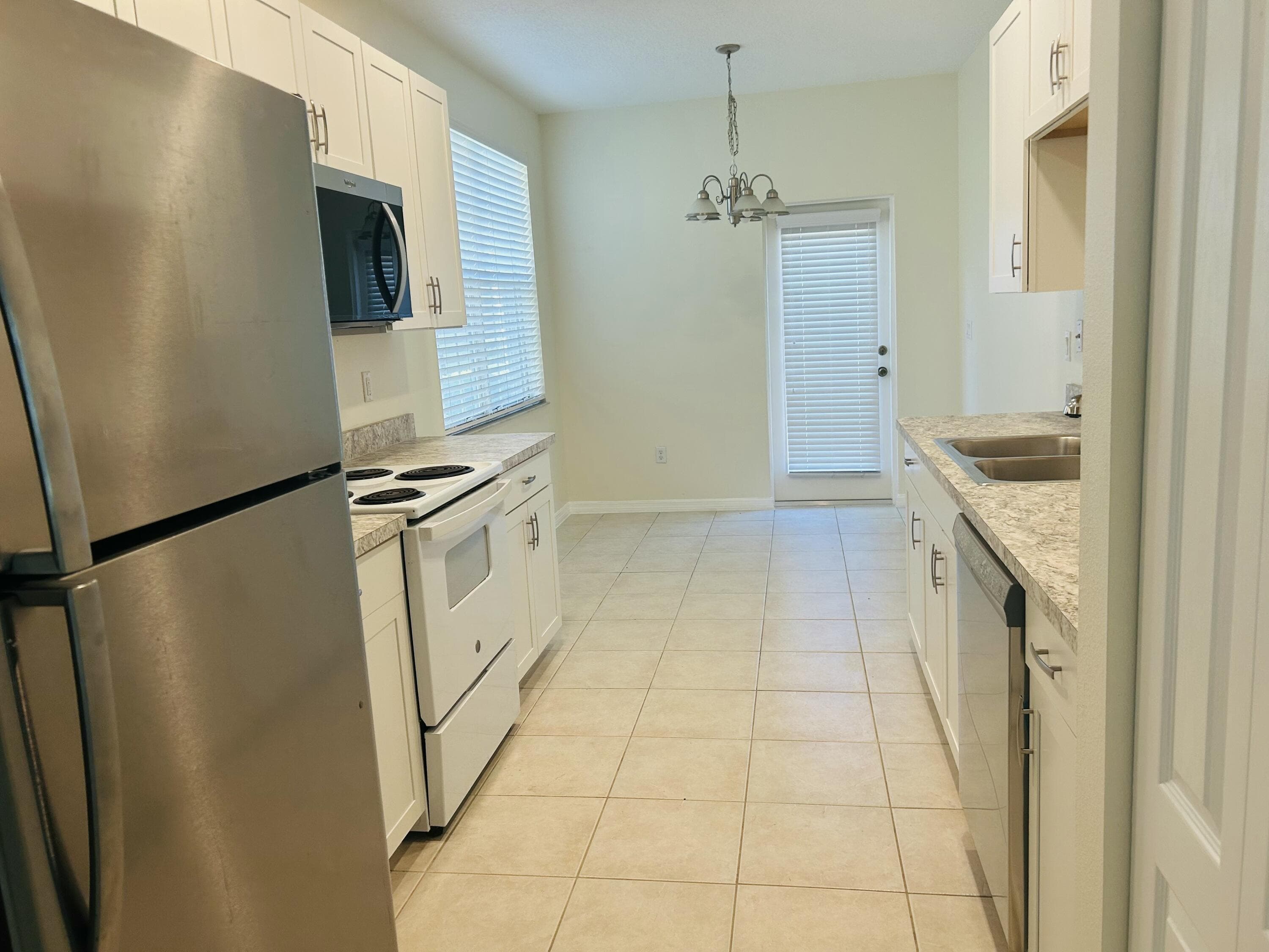 2124 SE Eatonville Drive, Port St. Lucie, FL 34952 — photo 2 of 12