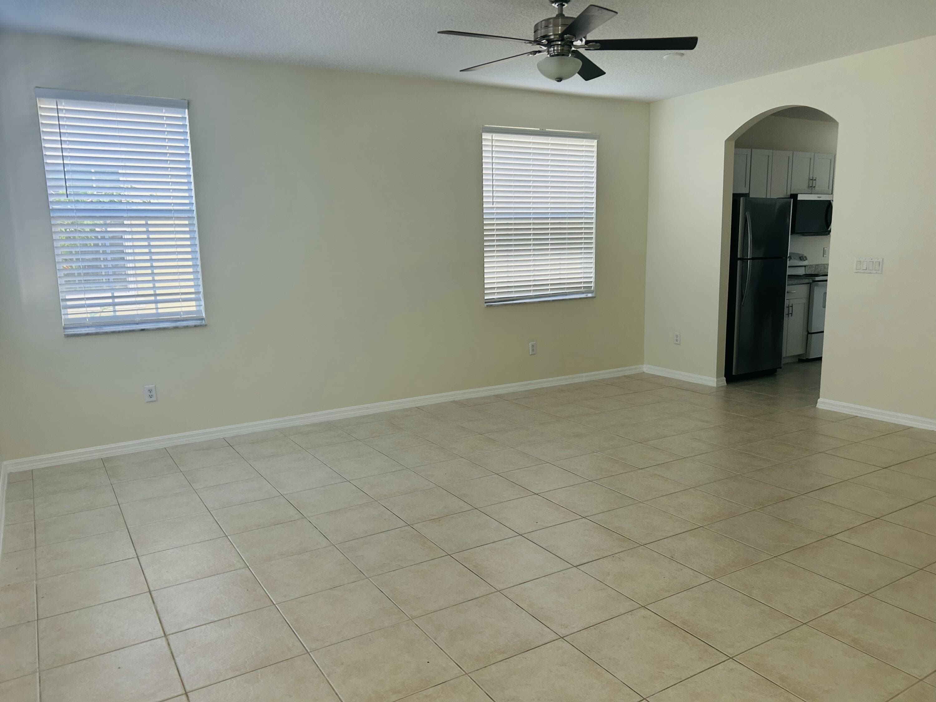 2124 SE Eatonville Drive, Port St. Lucie, FL 34952 — photo 4 of 12