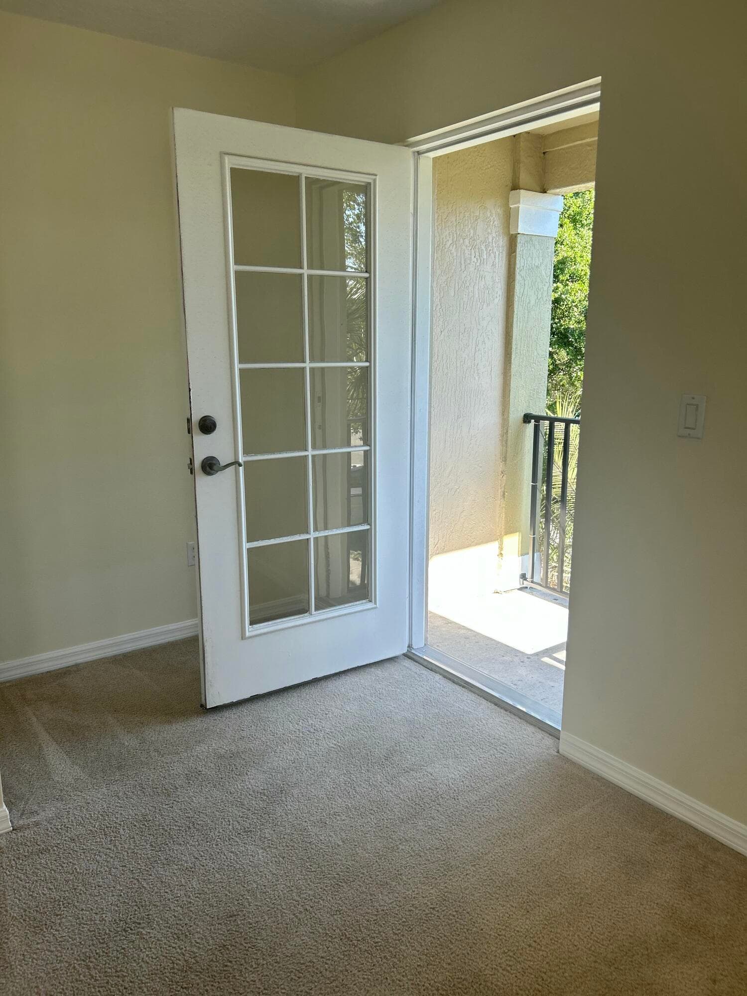 2124 SE Eatonville Drive, Port St. Lucie, FL 34952 — photo 5 of 12