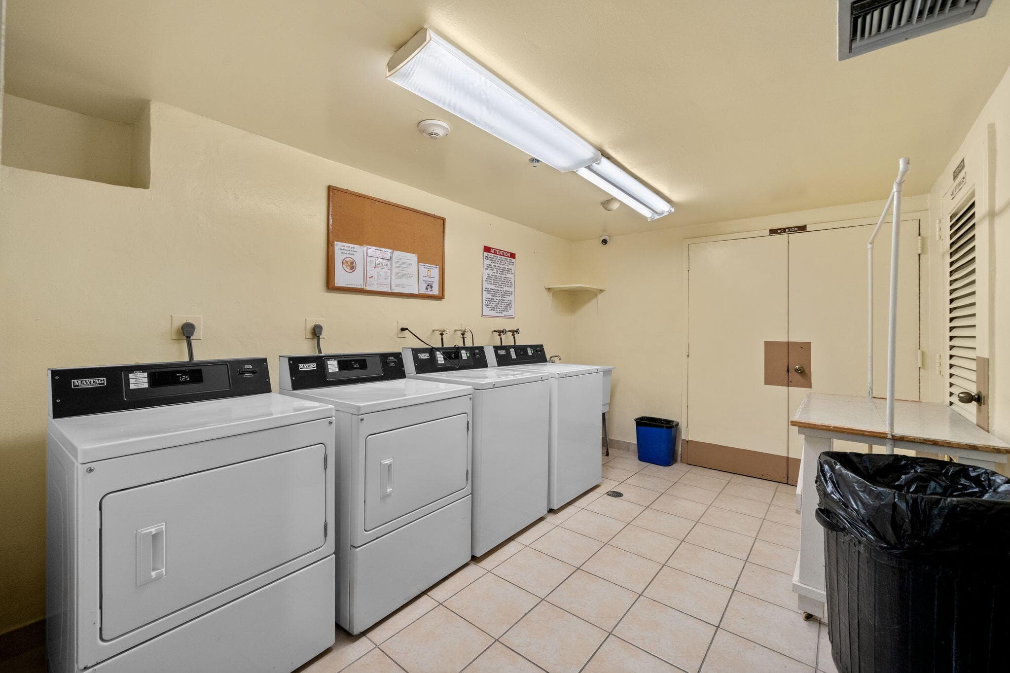 4001 Hillcrest Drive 406, Hollywood, FL 33021 — photo 26 of 40