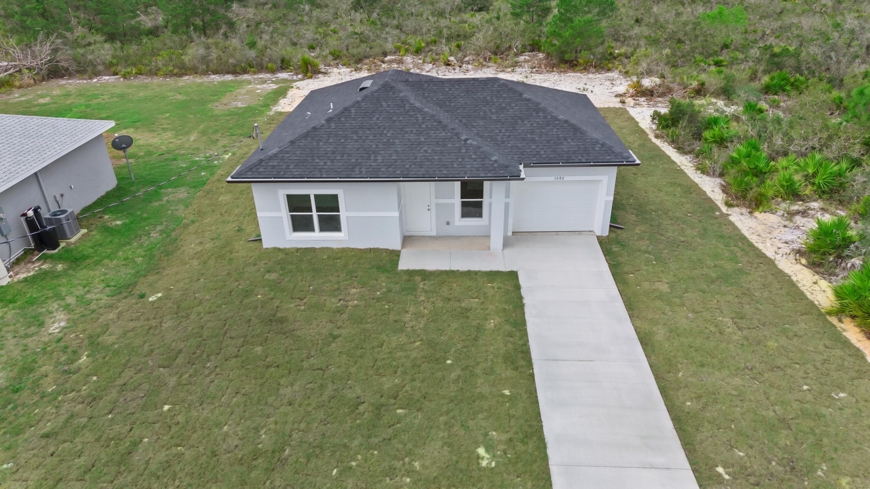 1092 Breckinridge Avenue, Lake Placid, FL 33852 — photo 1 of 29
