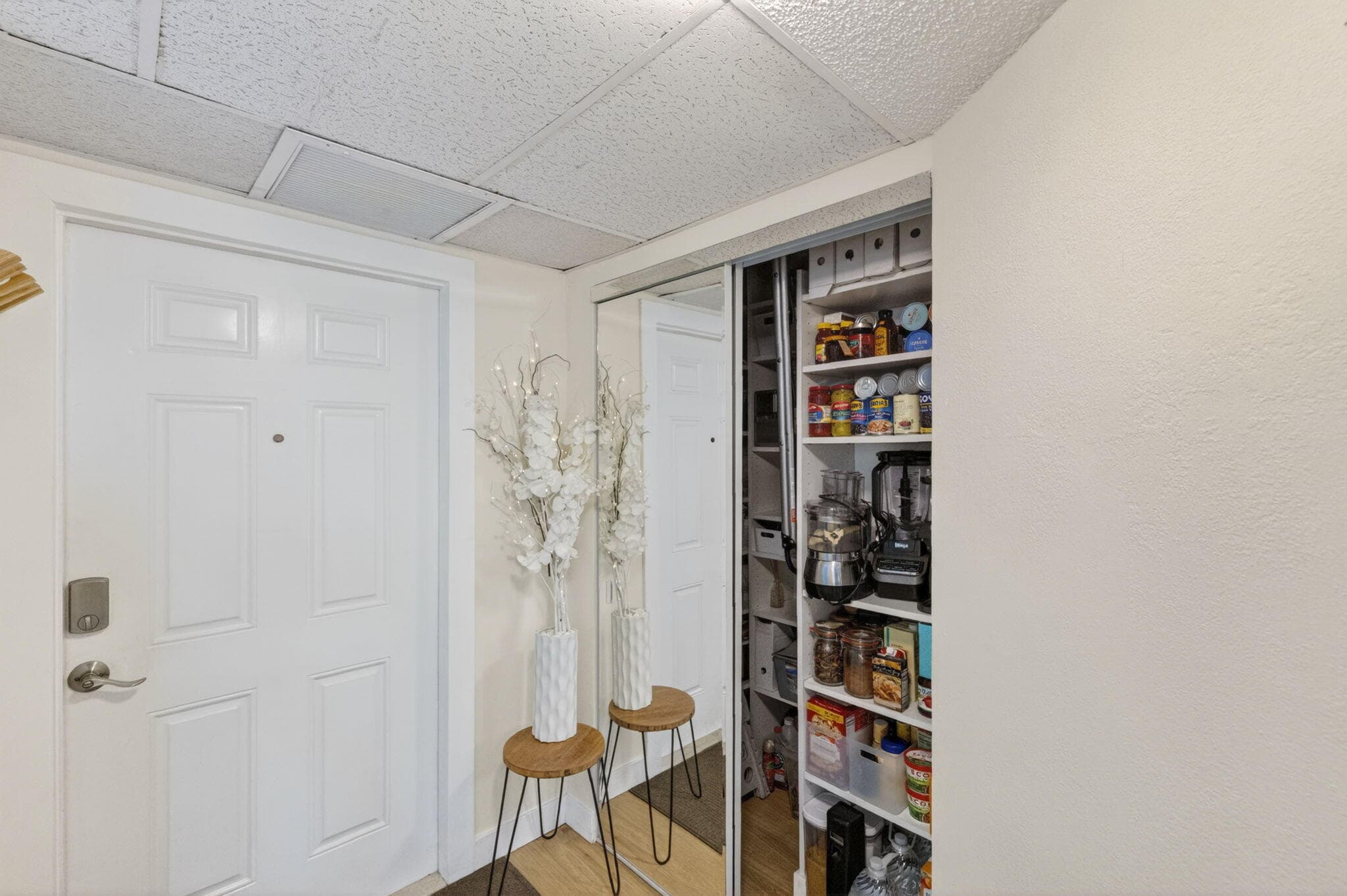 9081 Lime Bay Boulevard 115, Tamarac, FL 33321 — photo 3 of 54