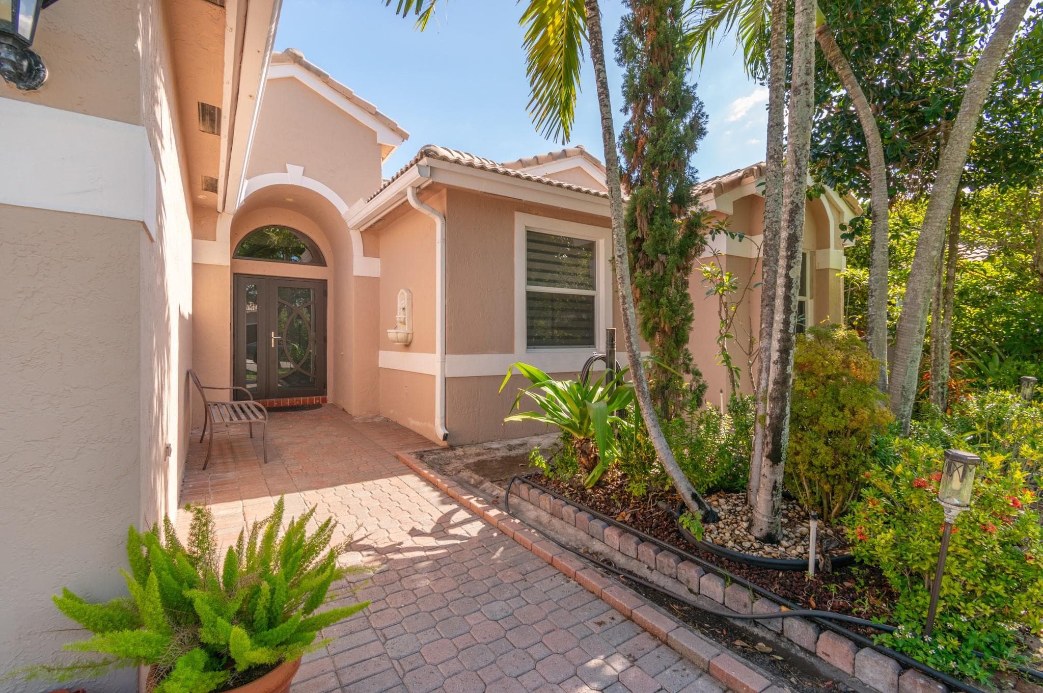 12843 NW 18th Court, Pembroke Pines, FL 33028 — photo 4 of 35