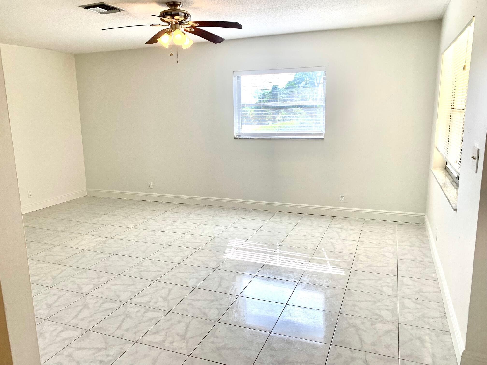 260 NW 19th Street 27, Boca Raton, FL 33432 — photo 11 of 18