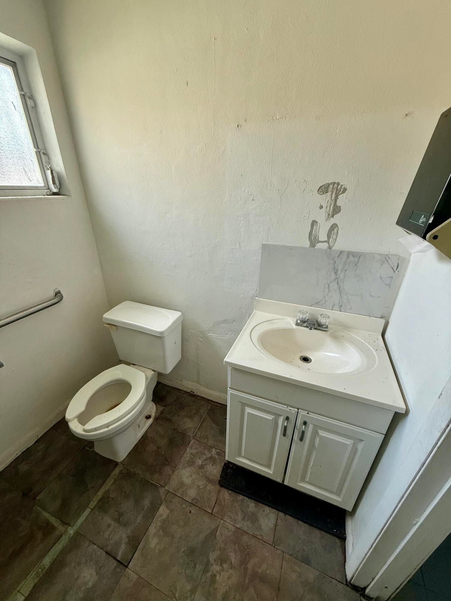 601 W Canal St Street N, Belle Glade, FL 33430 — photo 14 of 20