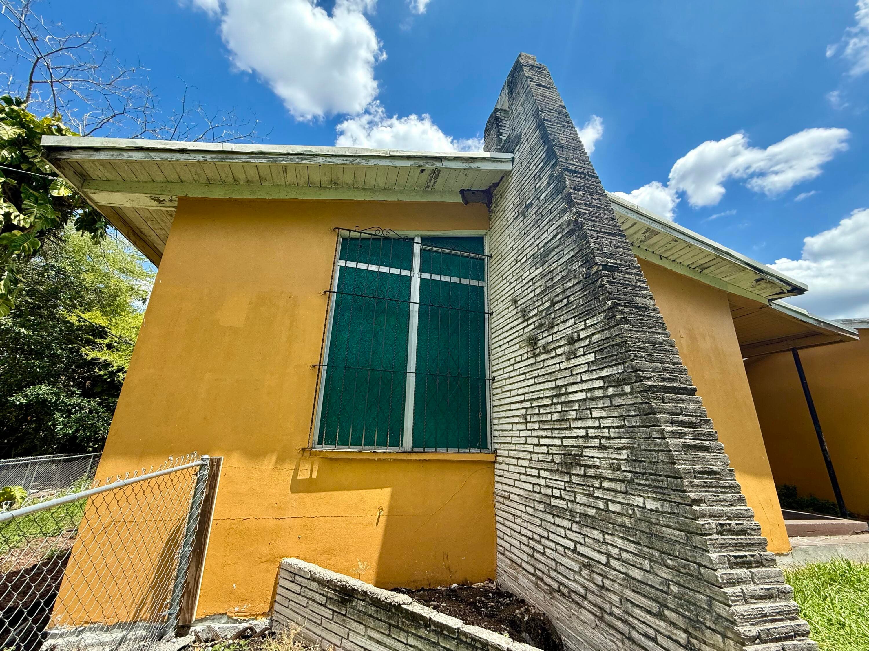 601 W Canal St Street N, Belle Glade, FL 33430 — photo 17 of 20