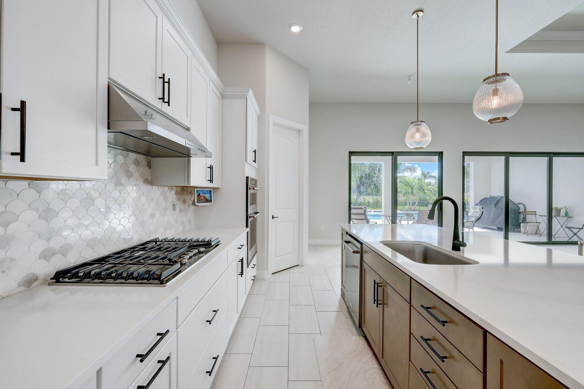 9234 Balsamo Drive, Palm Beach Gardens, FL 33412 — photo 19 of 61