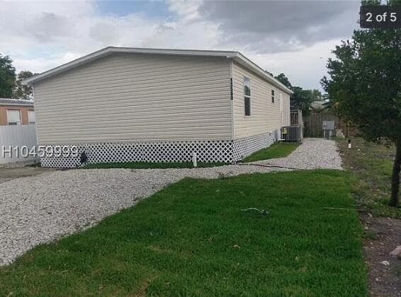 13560 SW 7th Place, Davie, FL 33325 — photo 6 of 6