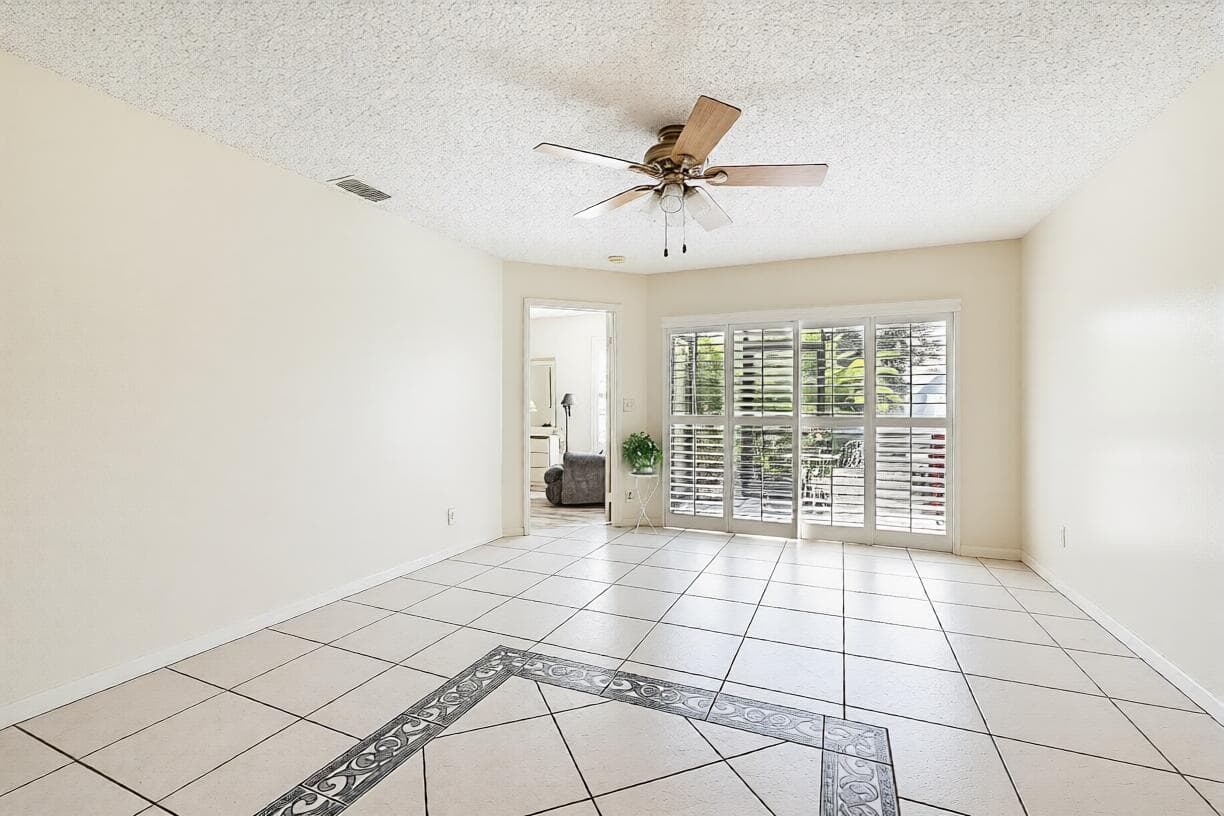 405 Harbour Pointe Way, Greenacres, FL 33413 — photo 9 of 38