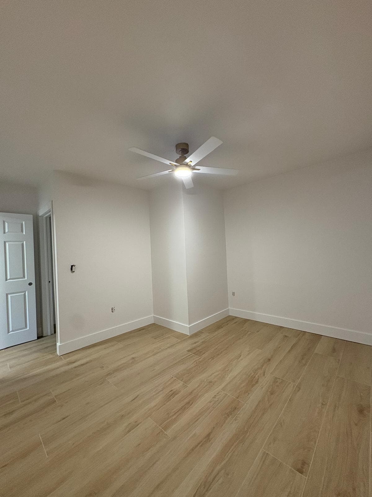 525 NE 126th Street, North Miami, FL 33161 — photo 7 of 10