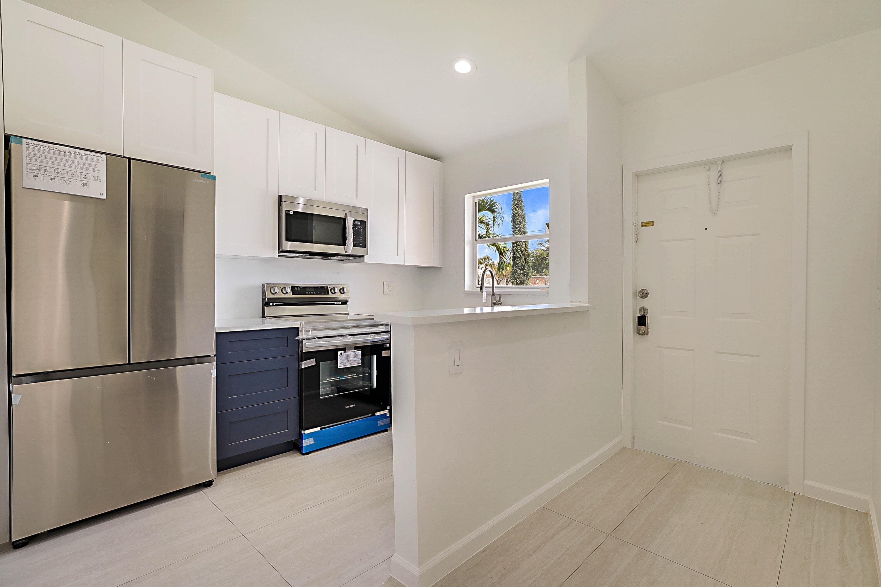 320 NE 42nd Street, Boca Raton, FL 33431 — photo 2 of 38