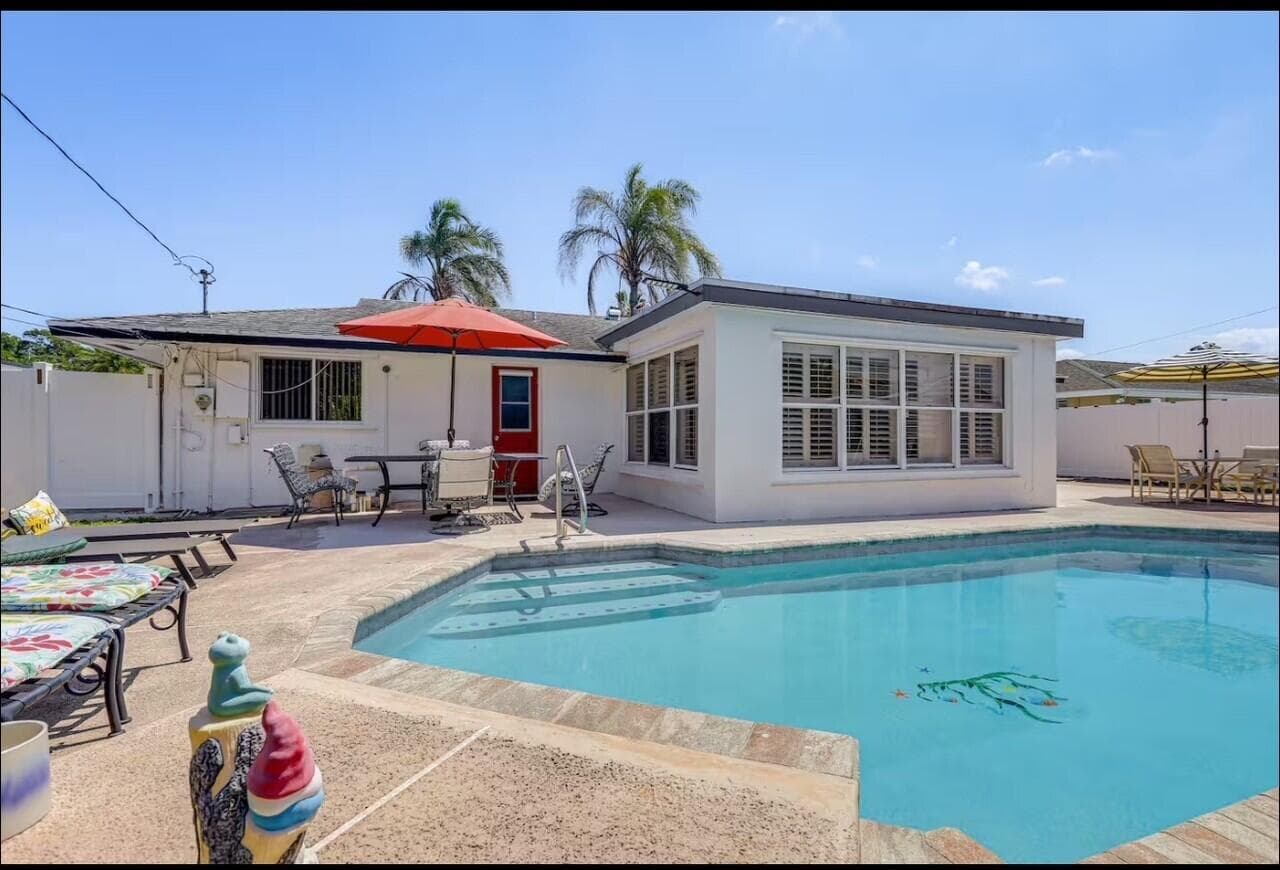 4295 Crestdale Street, Palm Beach Gardens, FL 33410 — photo 3 of 9