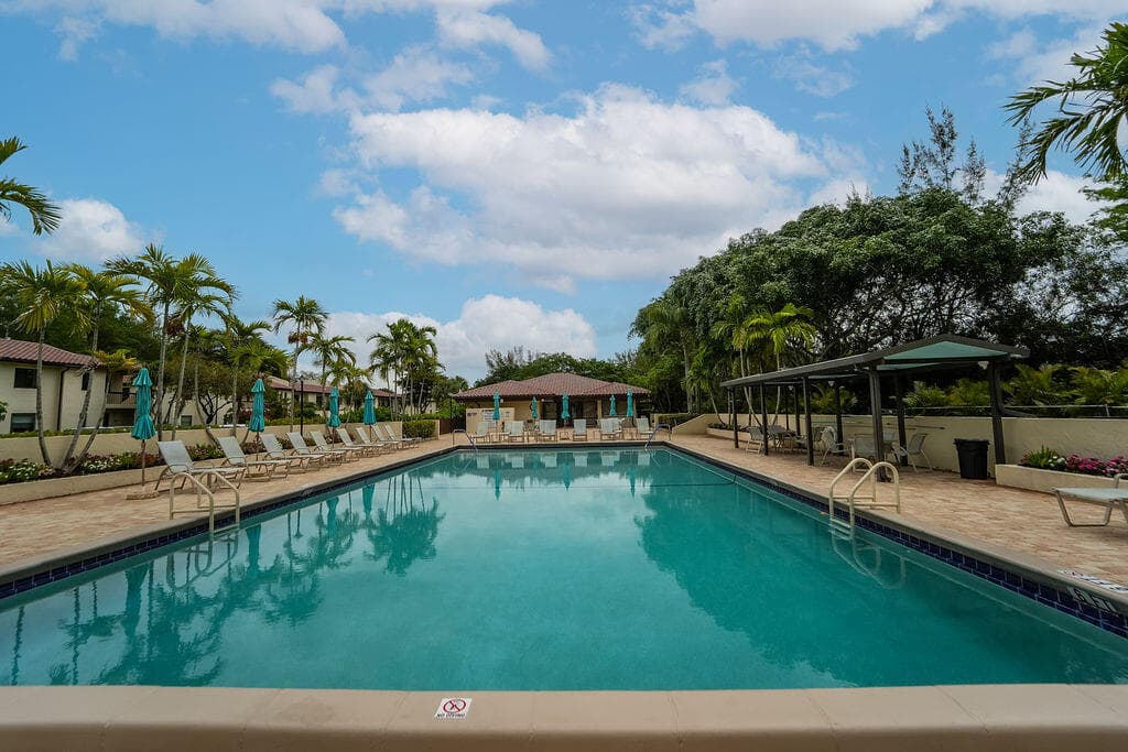21839 Arriba Real 10g, Boca Raton, FL 33433 — photo 30 of 33
