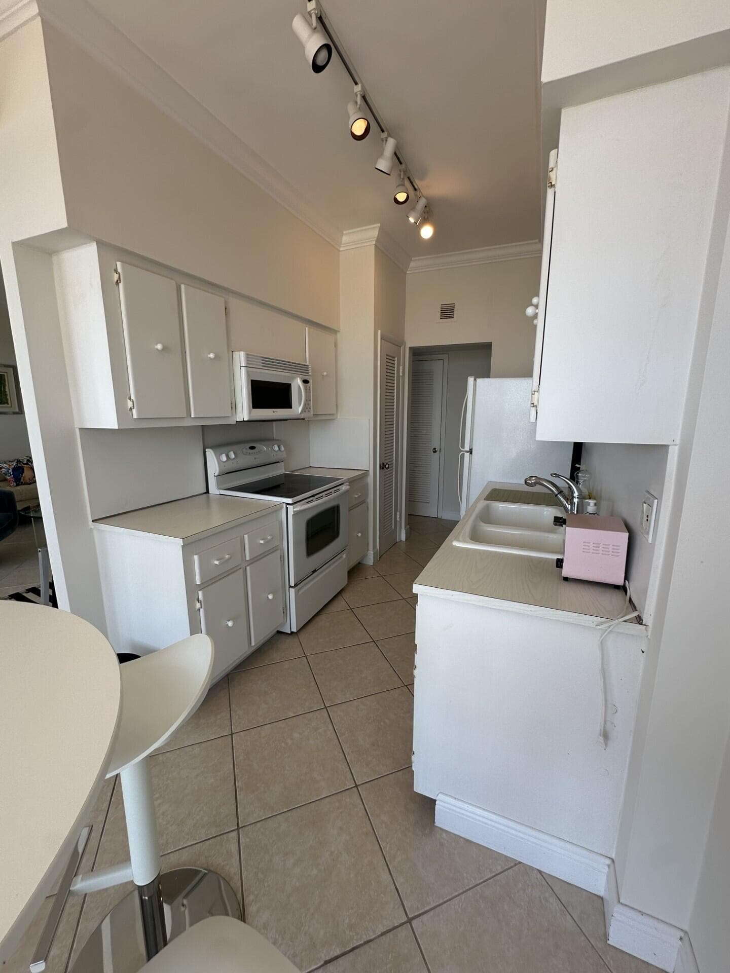 3800 Washington Road 1208, West Palm Beach, FL 33405 — photo 8 of 10