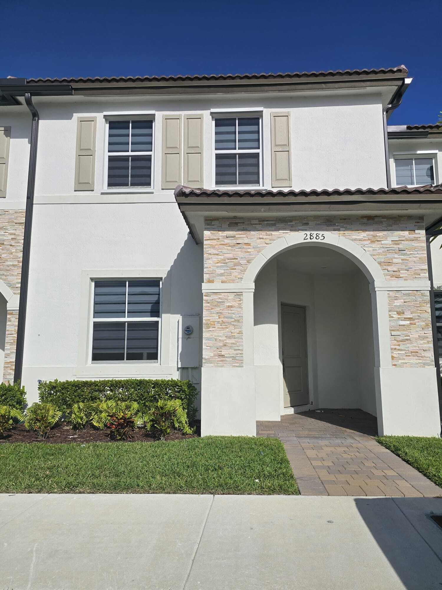2885 SE 25th Road, Homestead, FL 33035 — photo 1 of 22