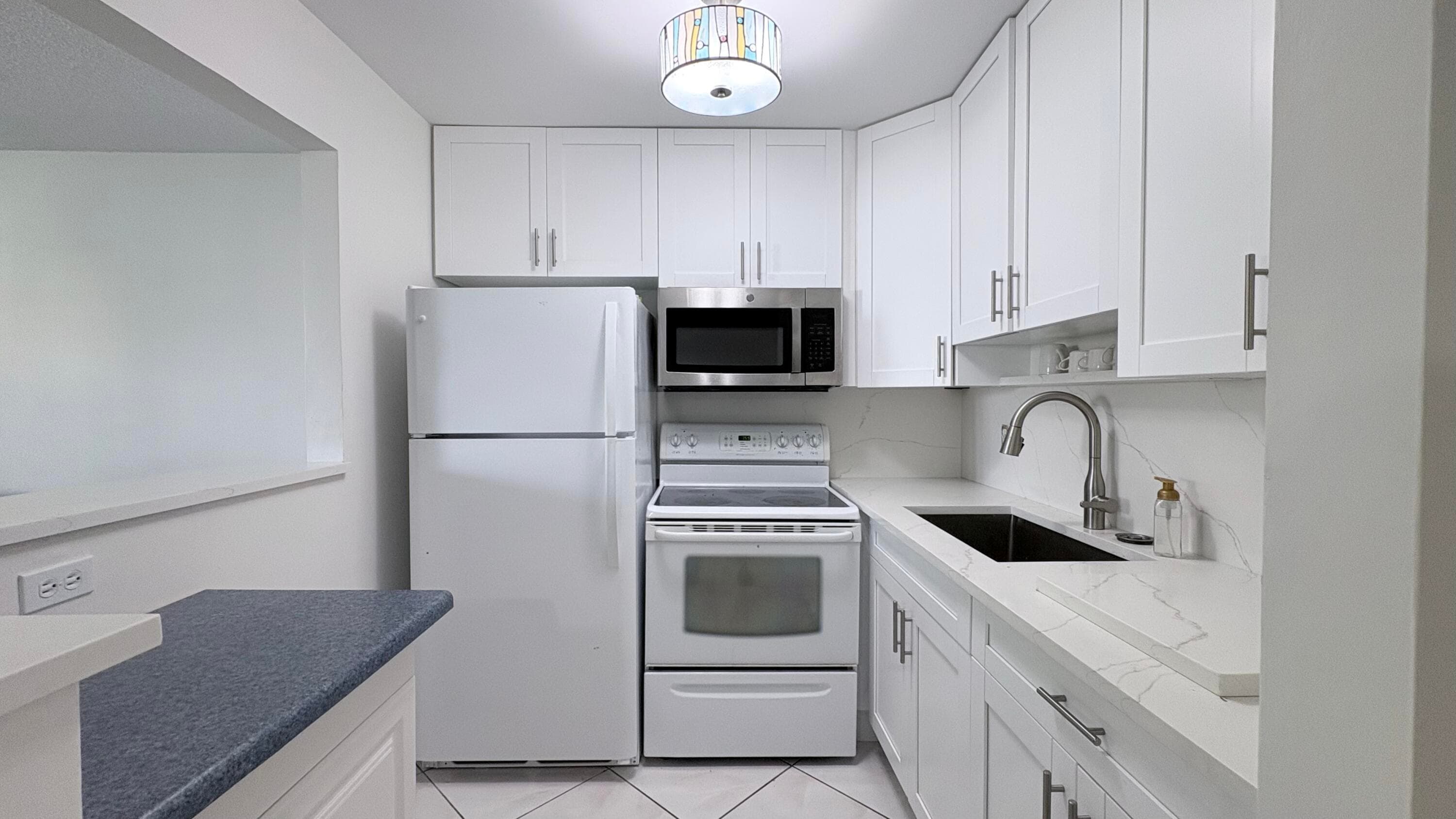 200 Horizon W 102, Boynton Beach, FL 33435 — photo 9 of 31