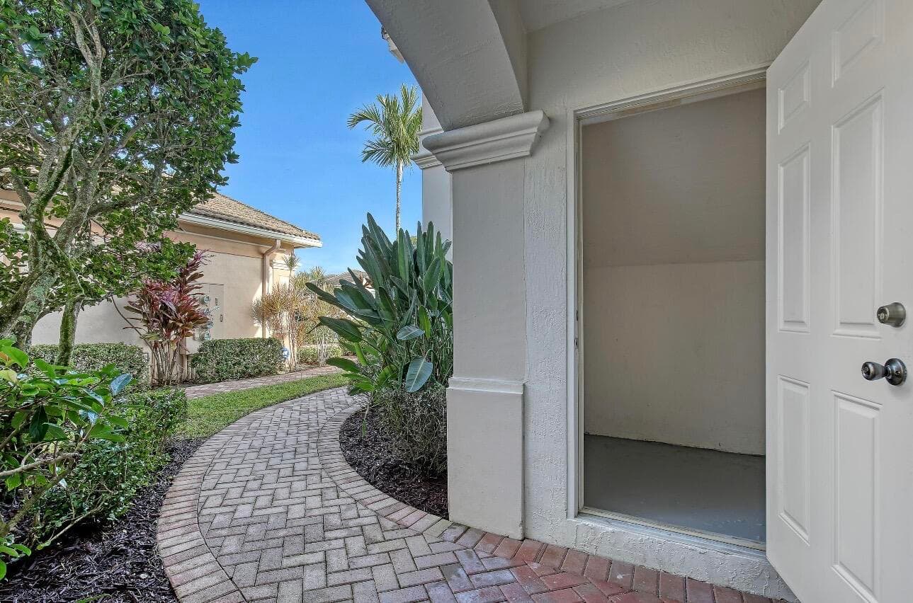 2175 Wingate Bend, Wellington, FL 33414 — photo 3 of 38