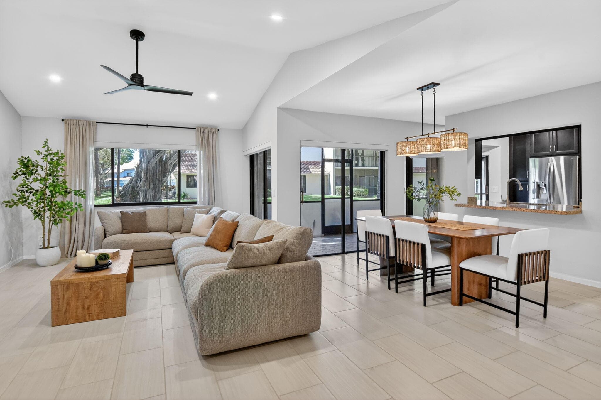 5530 Coach House Circle A, Boca Raton, FL 33486 — photo 4 of 46