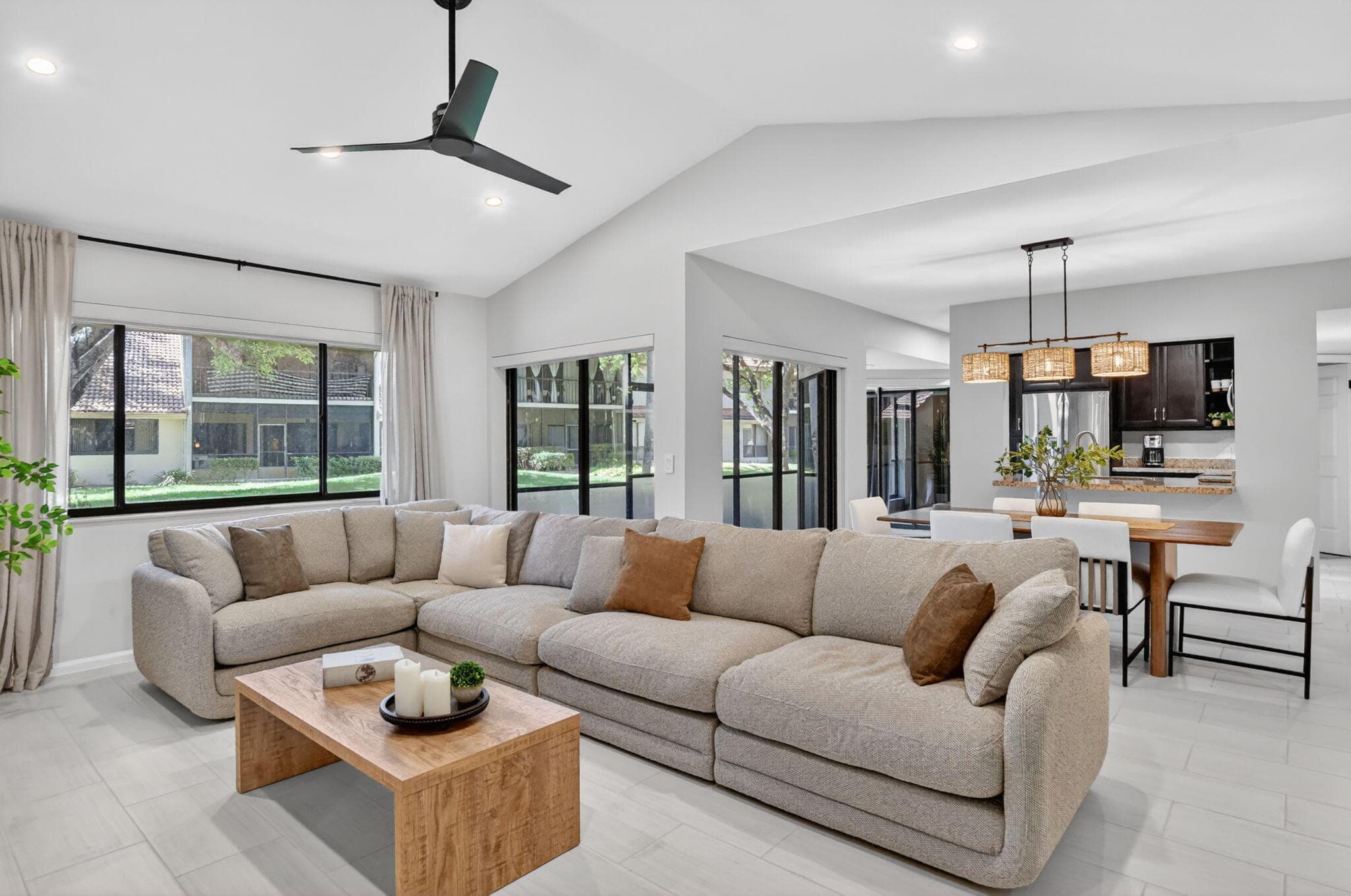 5530 Coach House Circle A, Boca Raton, FL 33486 — photo 1 of 46