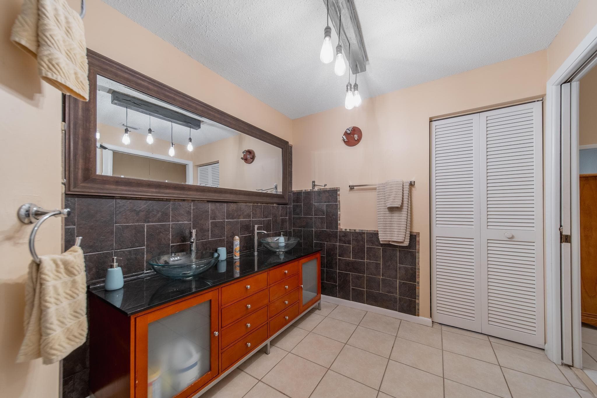 1224 Inverness Street, Port Charlotte, FL 33952 — photo 16 of 31