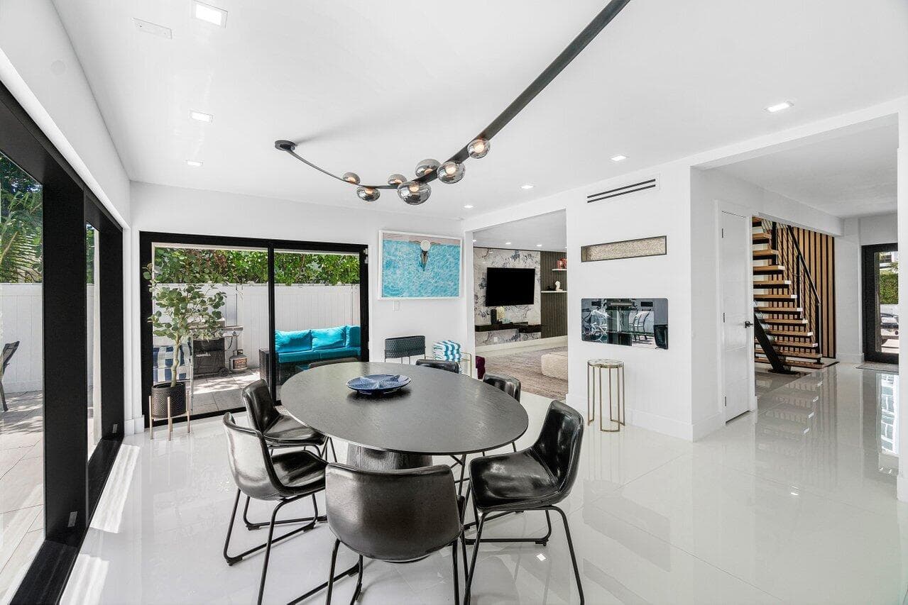 2724 N Ocean Boulevard, Fort Lauderdale, FL 33308 — photo 14 of 49