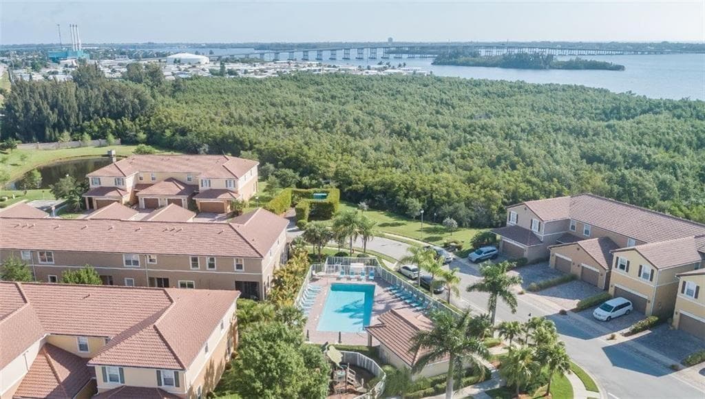 259 Provence Place, Vero Beach, FL 32960 — photo 2 of 34