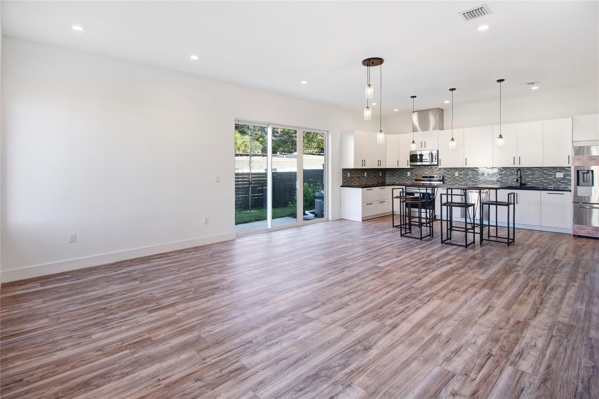 2004 SW 15th Avenue, Fort Lauderdale, FL 33315 — photo 3 of 46